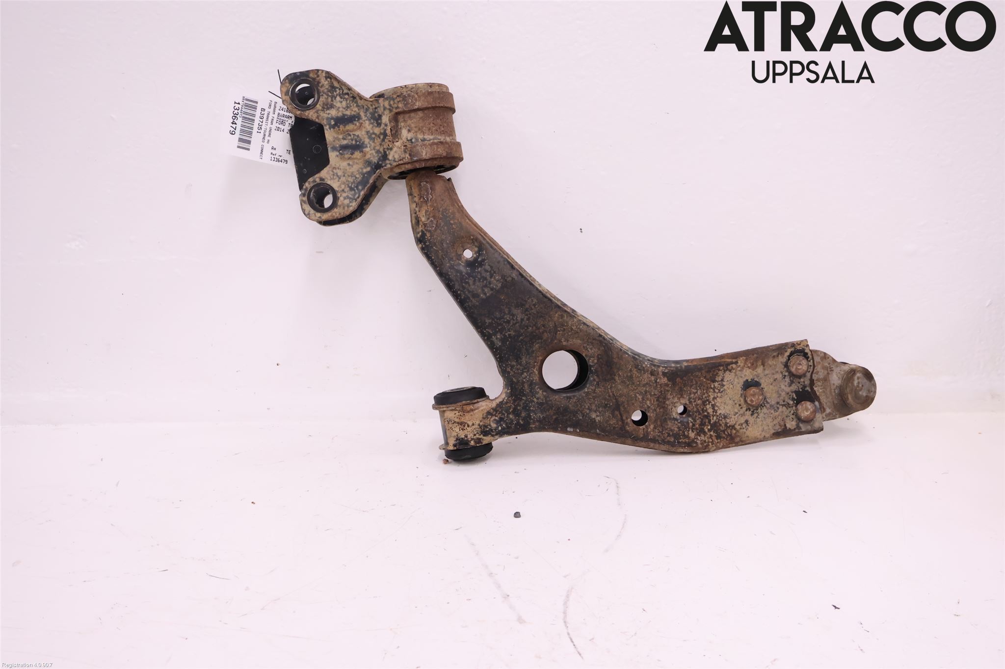 Ford TRANSIT/TOURNEO CONNECT 13-22 Bärarm Fram Undre Hö