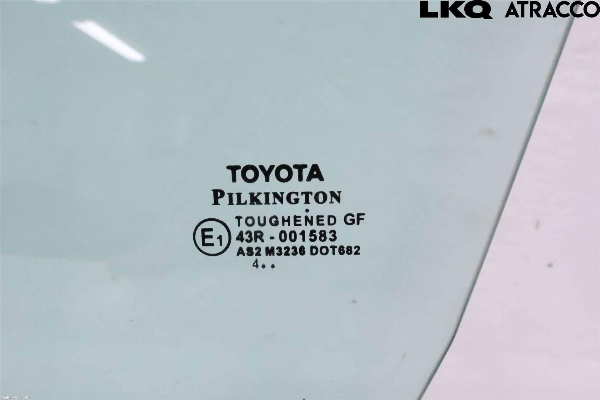Toyota YARIS XP130 15-20 Dörruta Fram Vänster