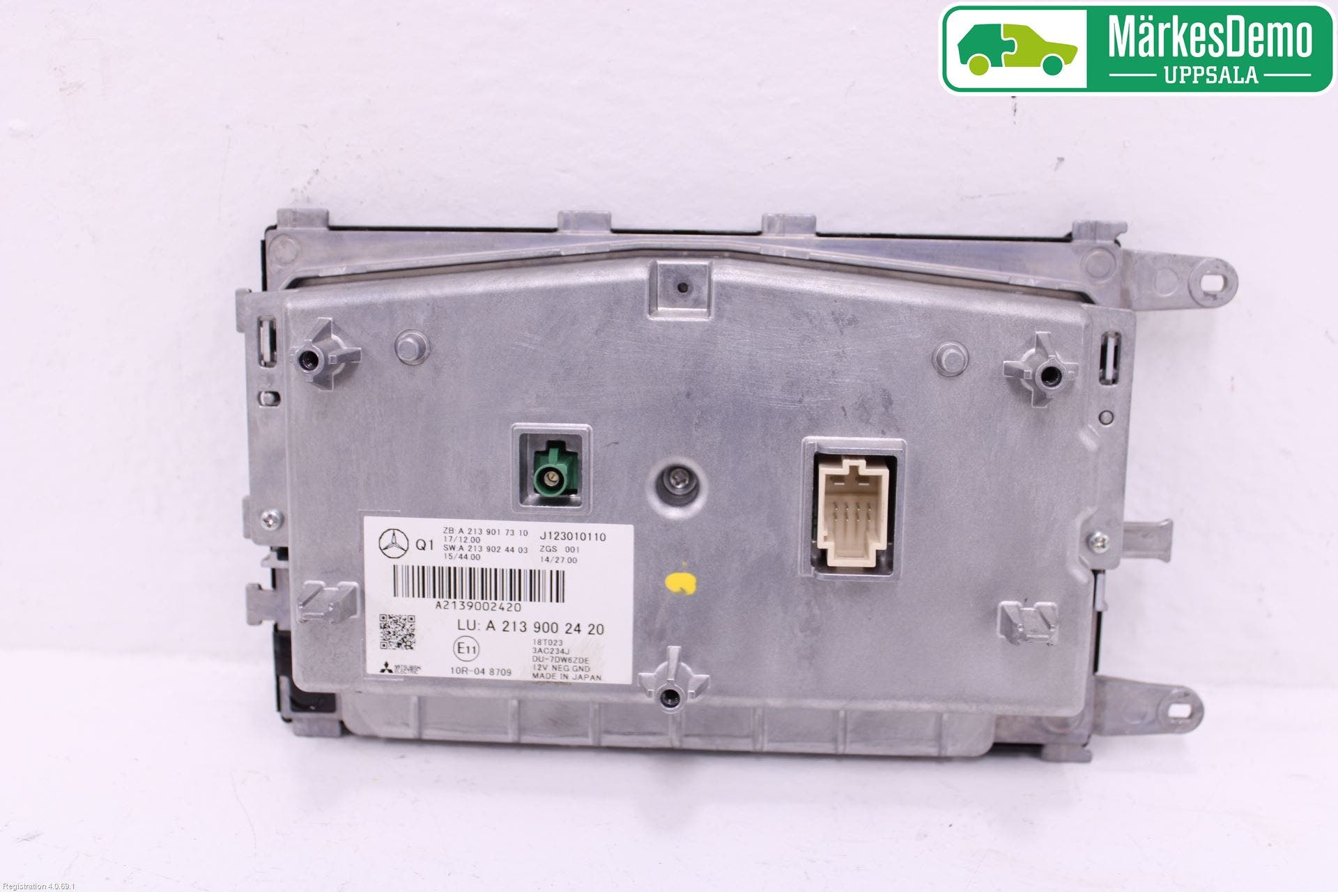 Mercedes-Benz MB E-KLASS (W213) 16-23 Bildskärm