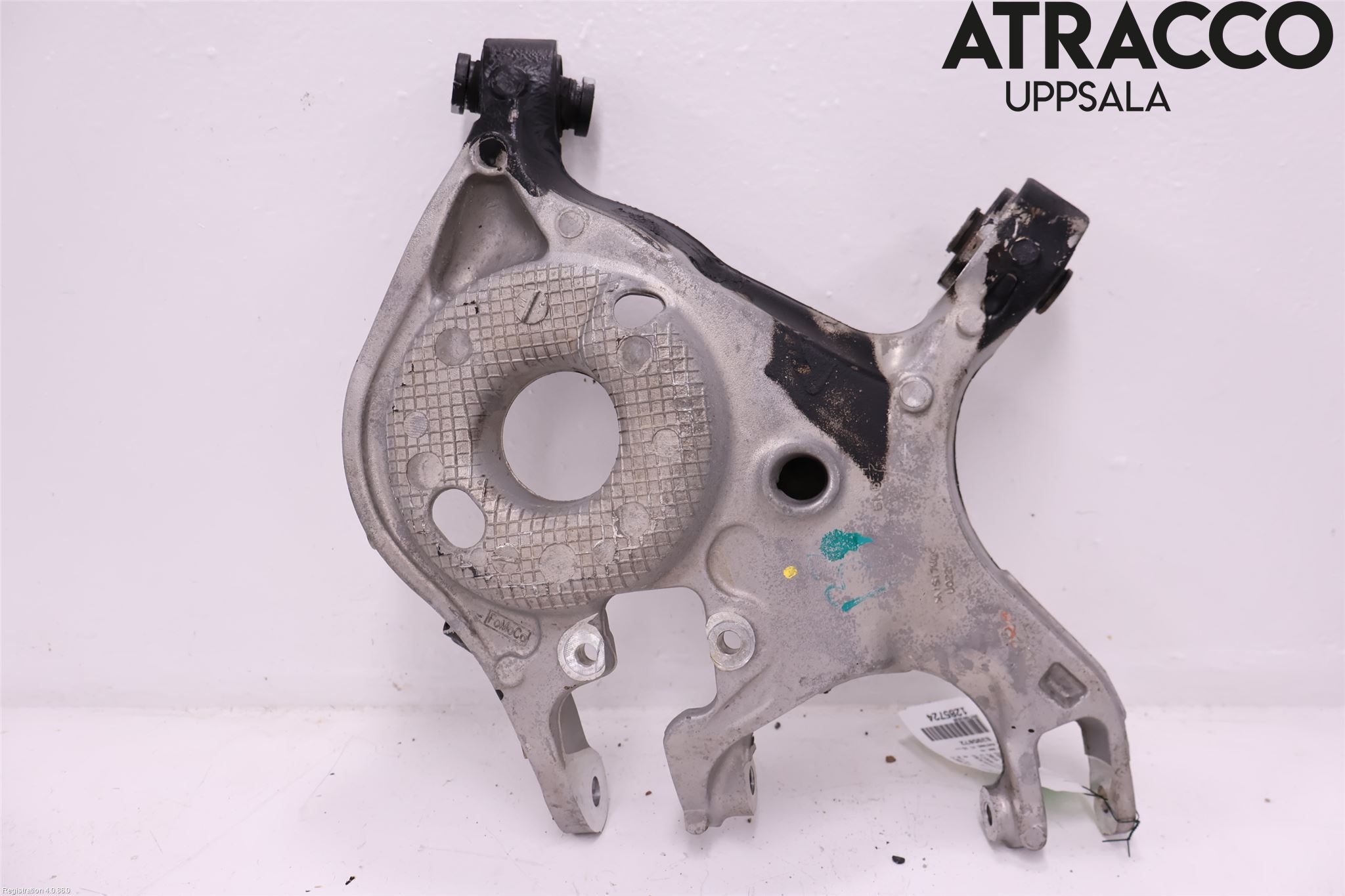 Ford MUSTANG VI 15-22 Bärarm Bak Vänster