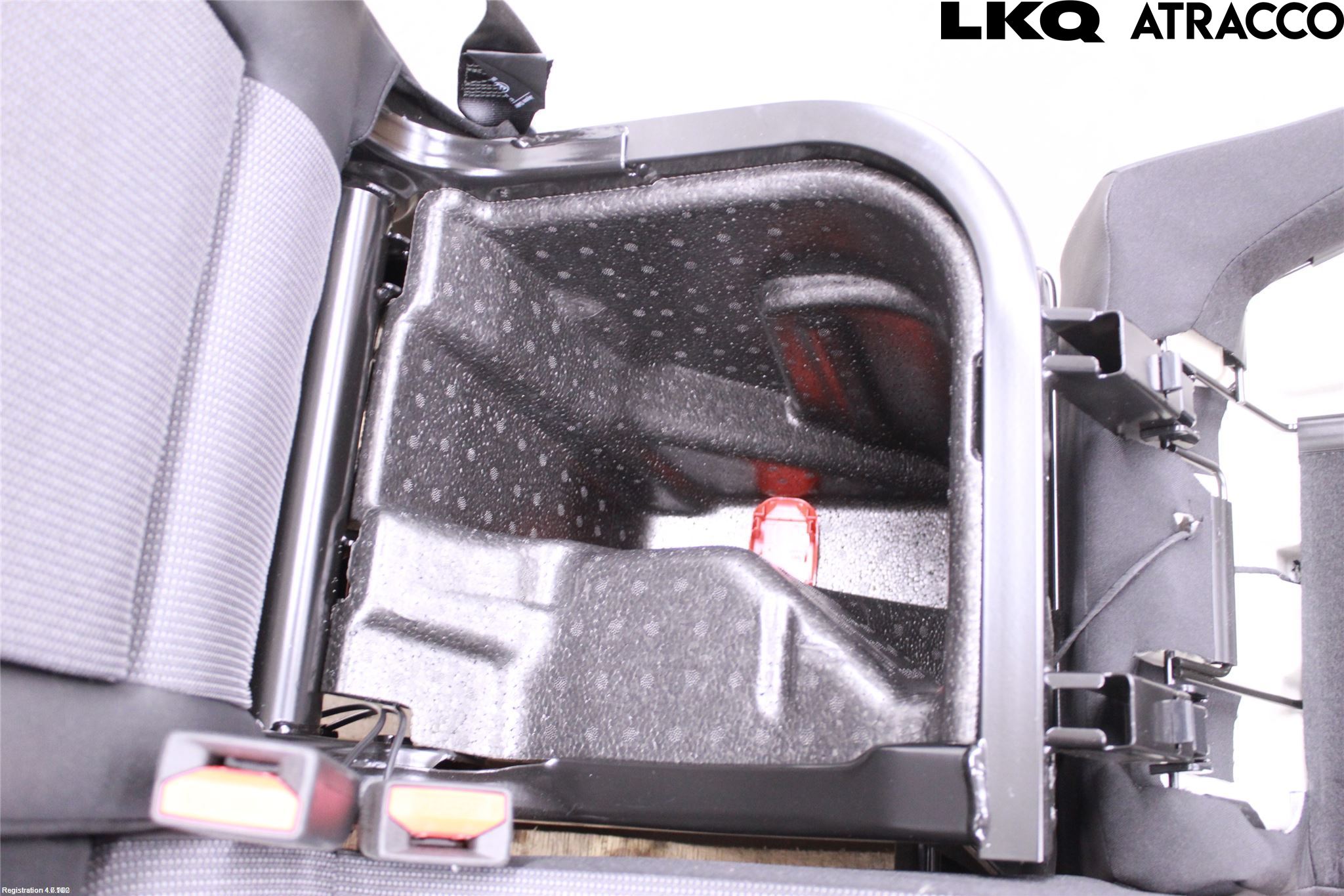 Opel VIVARO 20- Inredning Soffa Fram Komplett