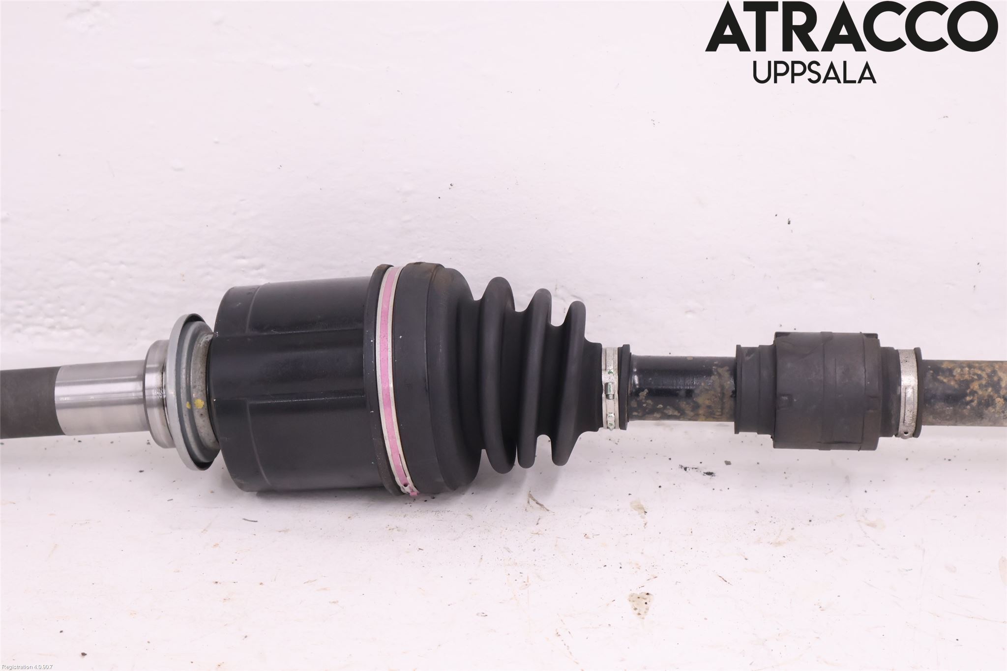 Mitsubishi ECLIPS CROSS Drivaxel Fram Höger