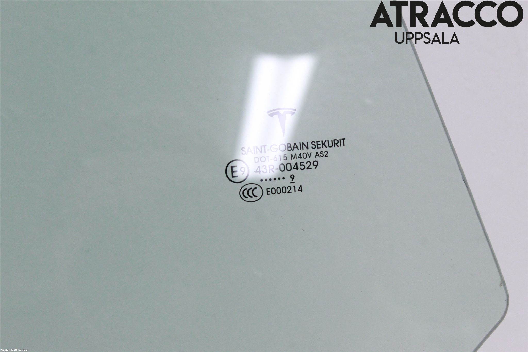 Tesla MODEL 3 17- Dörruta Bak Höger