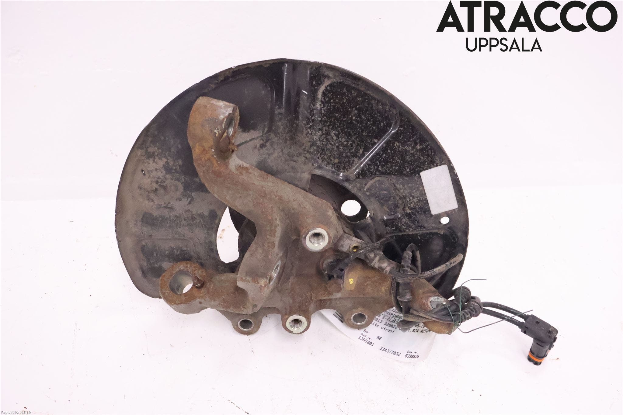 Mercedes-Benz MB E-KLASS (W212) 09-16 Styrspindel Lagerhus Hö