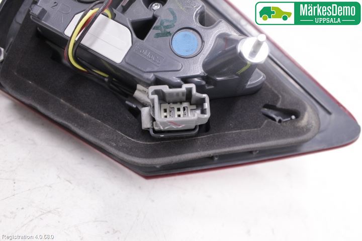 Ford FUSION Bakljus Lucka Hö