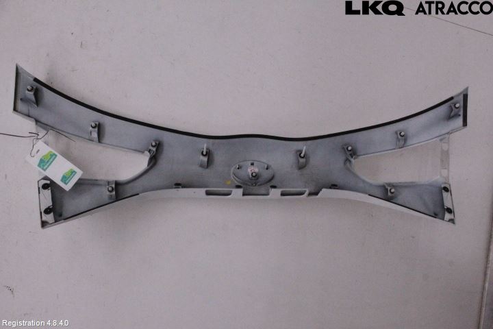 Toyota YARIS XP130 15-20 List Bak-Baklucka