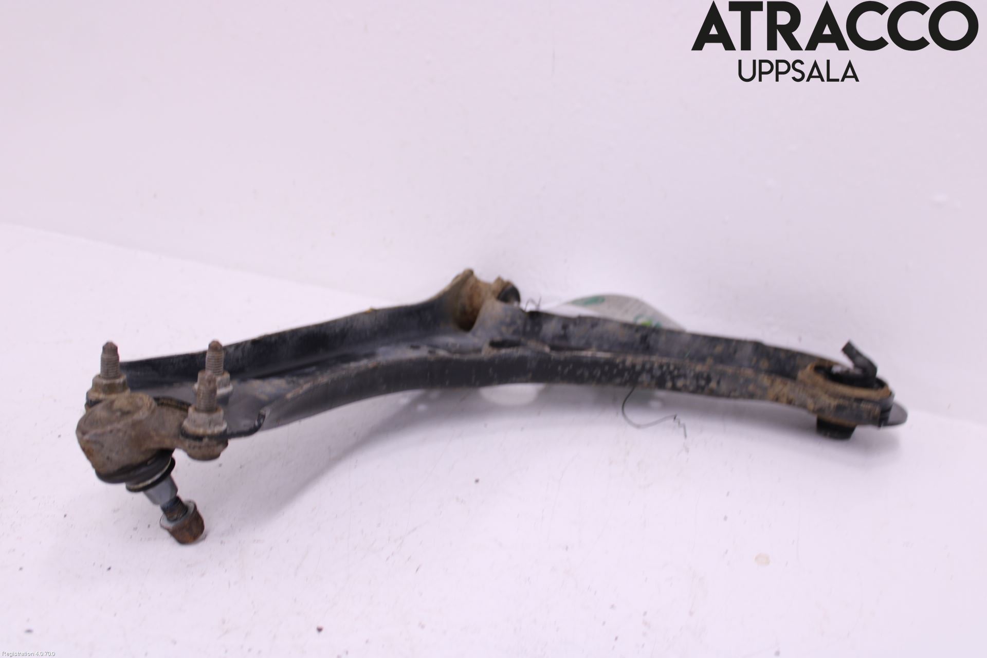 Volkswagen VW CADDY 11-15 Bärarm Fram Undre Hö