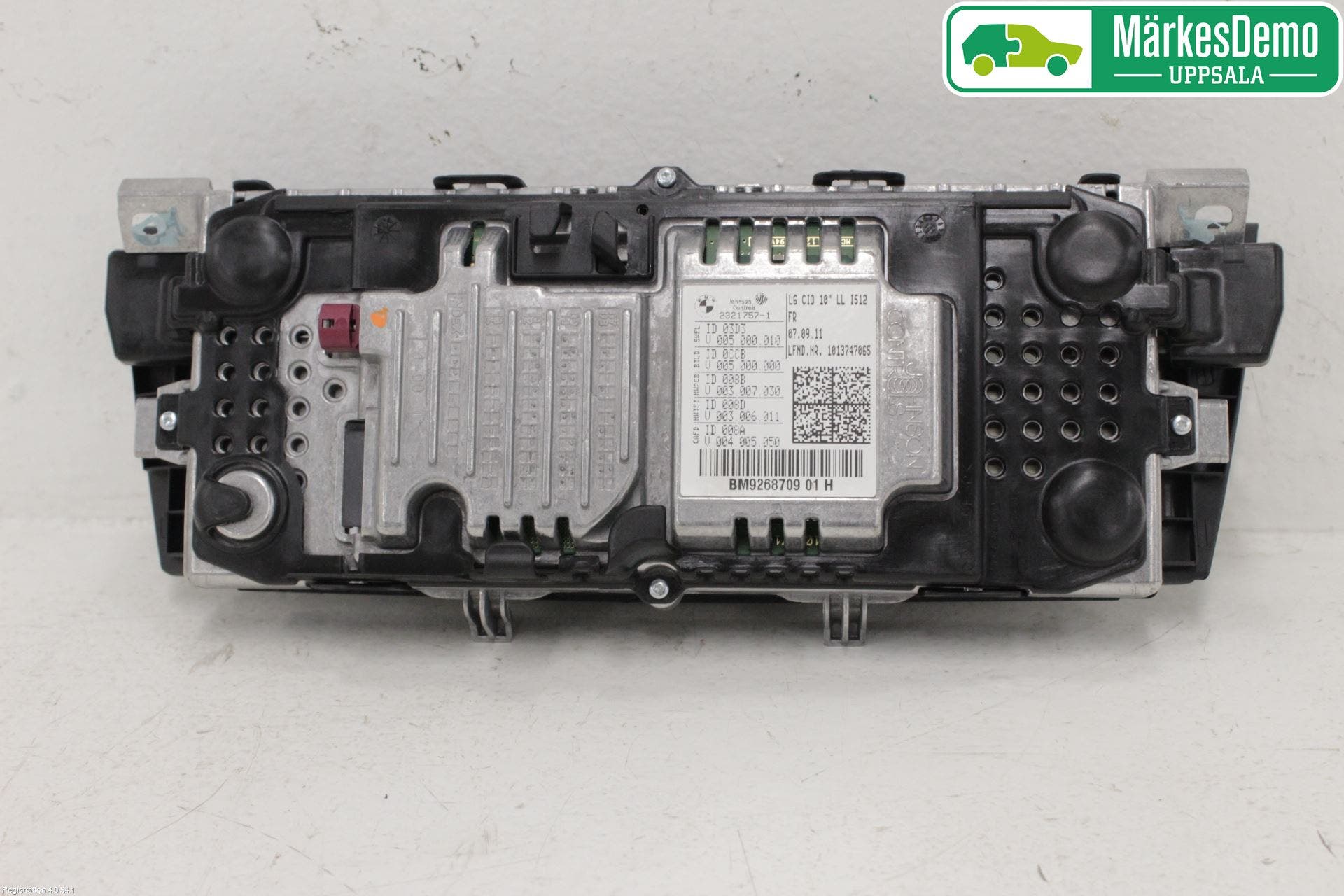 BMW 7 F01/02/03/04 09-15 Bildskärm