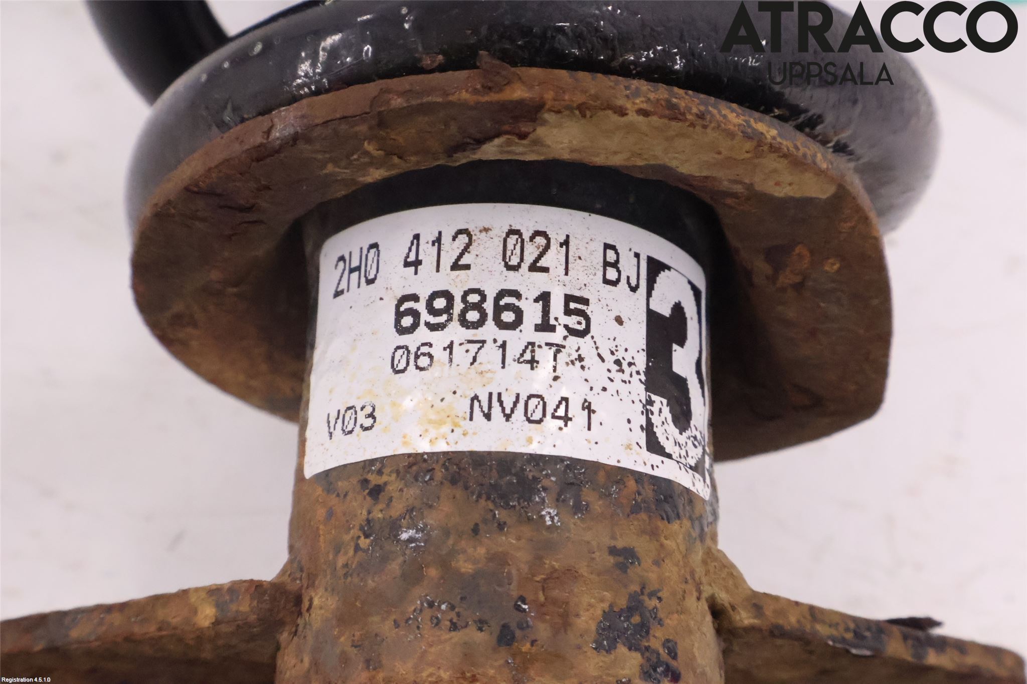 Volkswagen VW AMAROK 2H 10-22 Fjäderben Fram Höger