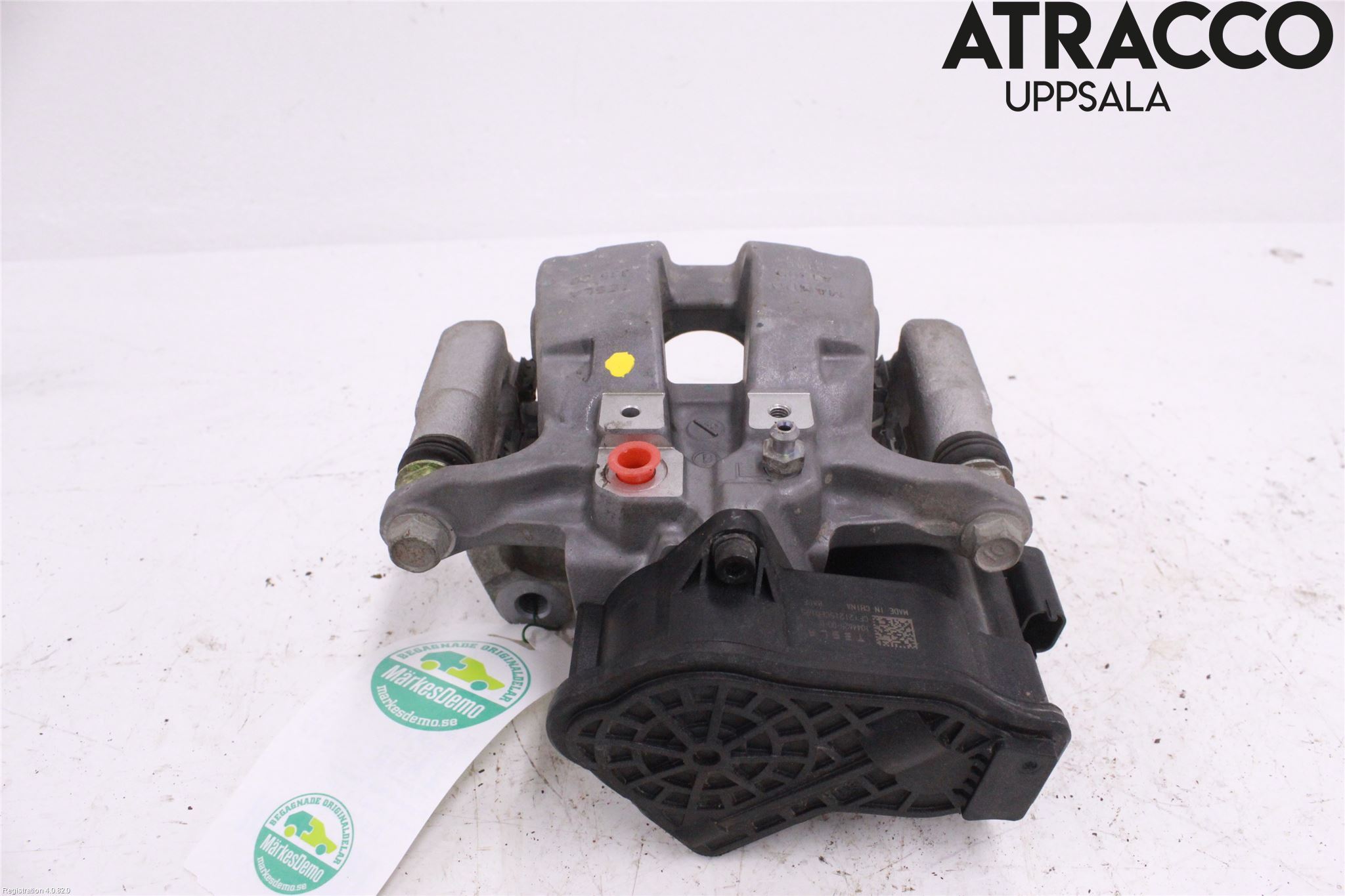 Tesla MODEL 3 17- Bromsok Bak Vänster