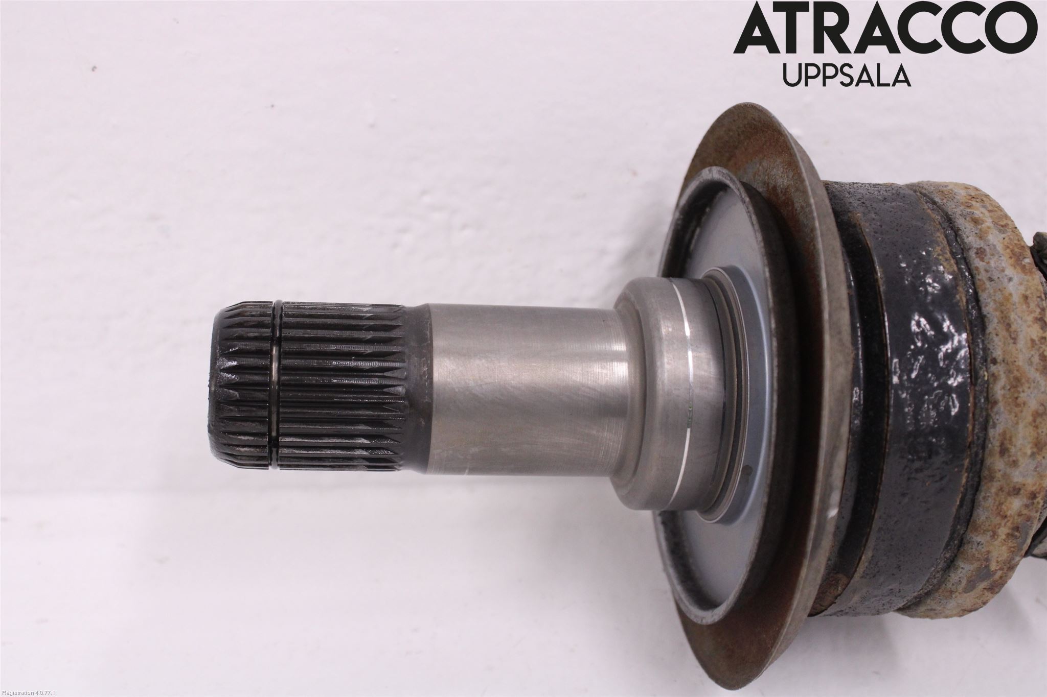 BMW 5 F10/F11/F18 09-17 Drivaxel Bak Vänster