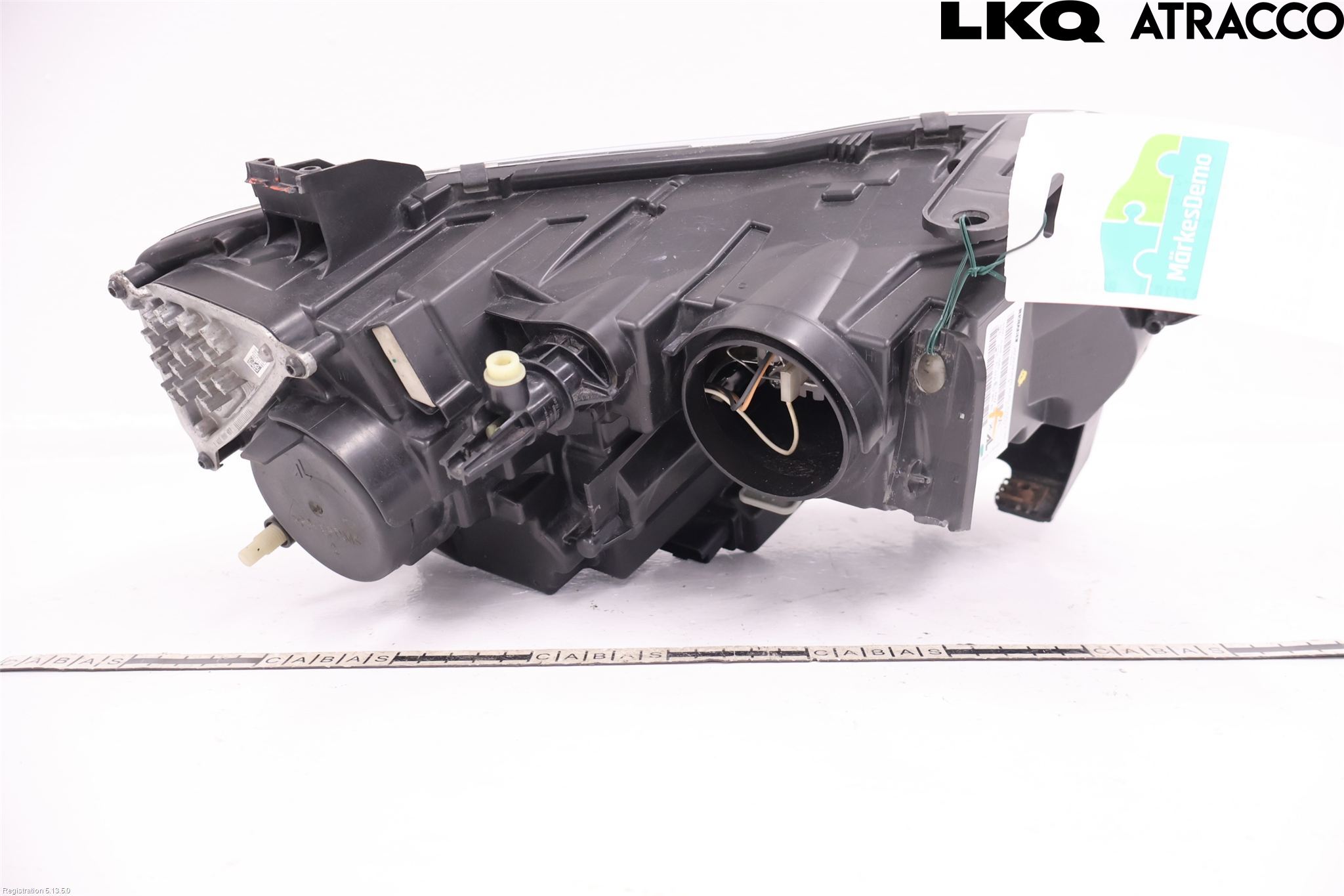 Dacia DUSTER 18-24 Strålkastare Vänster