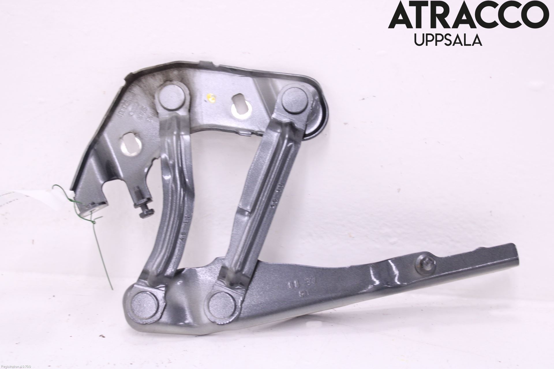 Audi A1/S1 11-18 Huvgångjärn