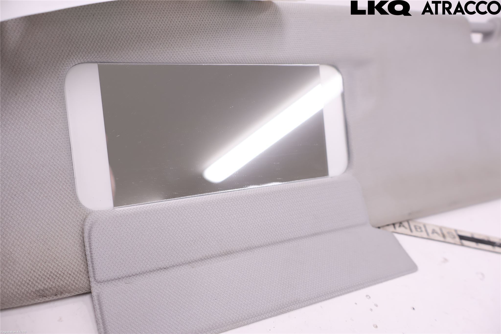 Tesla MODEL 3 17- Solskydd