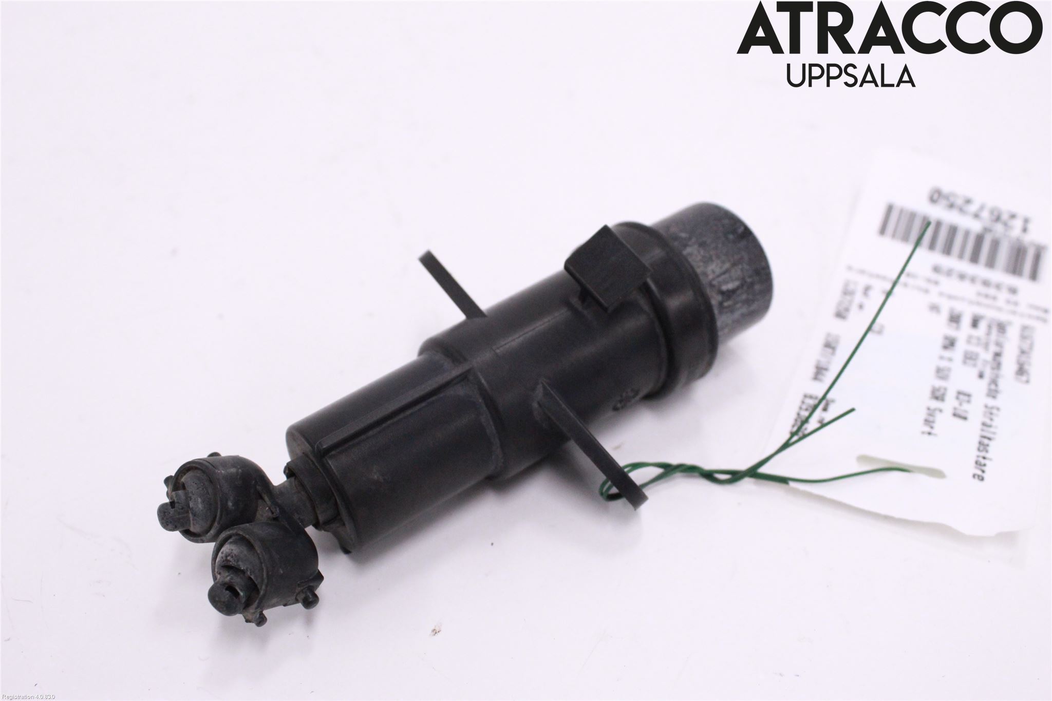 BMW X3 E83     03-10 Spolarmunstycke Strålkastare