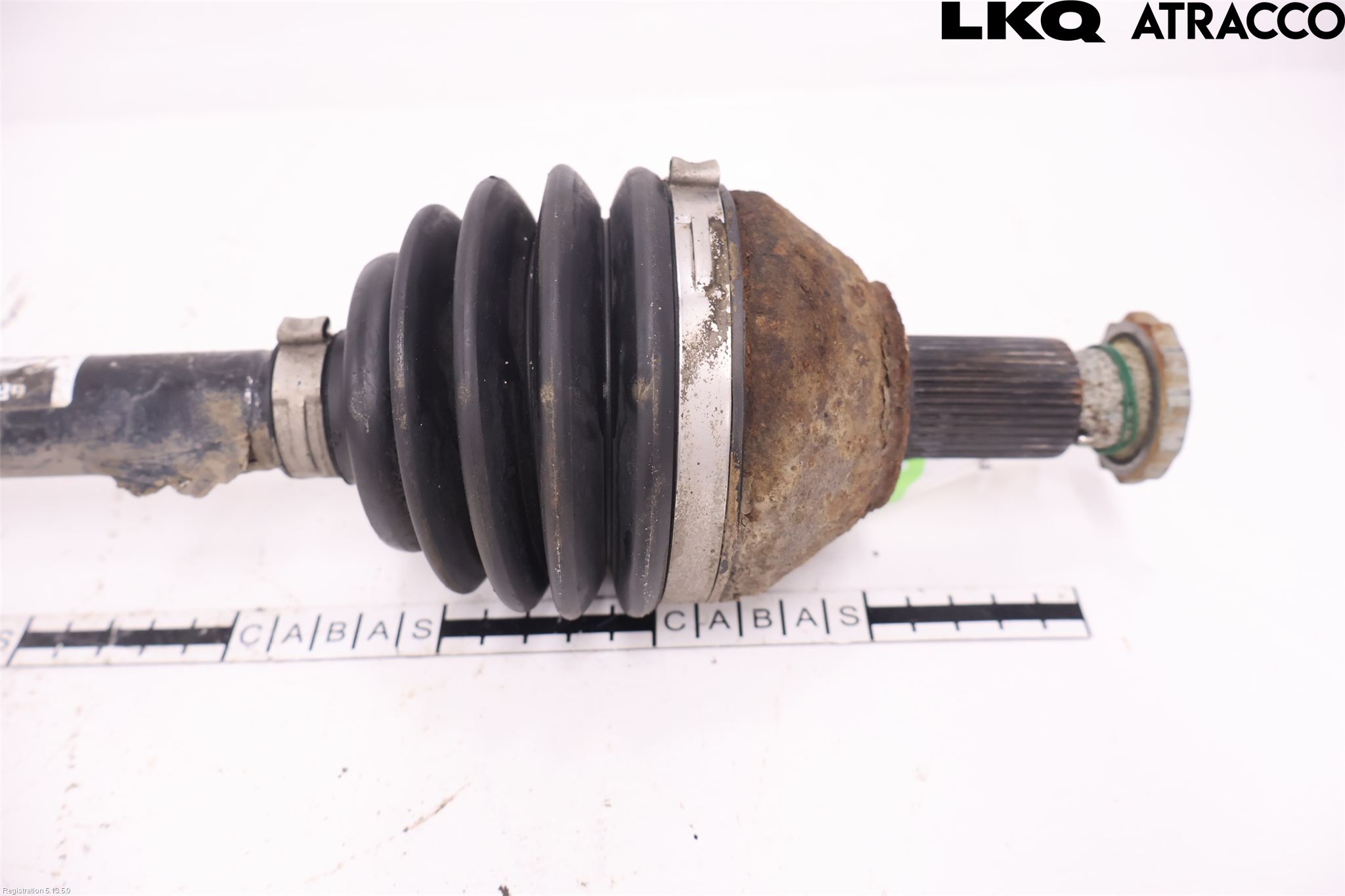 Volkswagen VW POLO 10-17 Drivaxel Fram Vänster