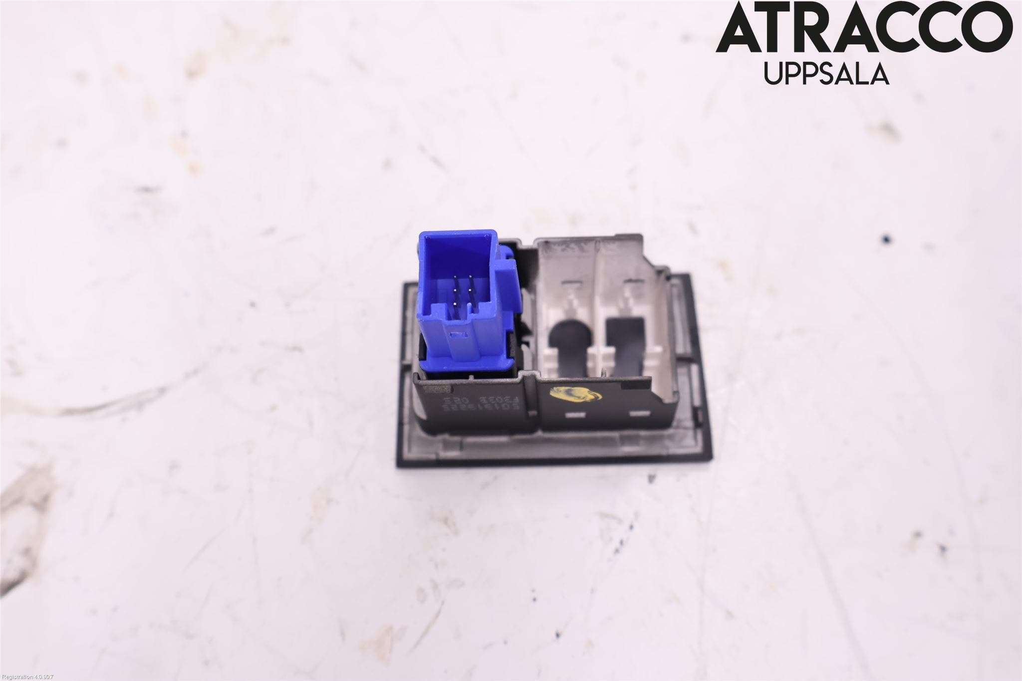 Volkswagen VW GOLF / E-GOLF VII 13-20 Strömställare Varnings