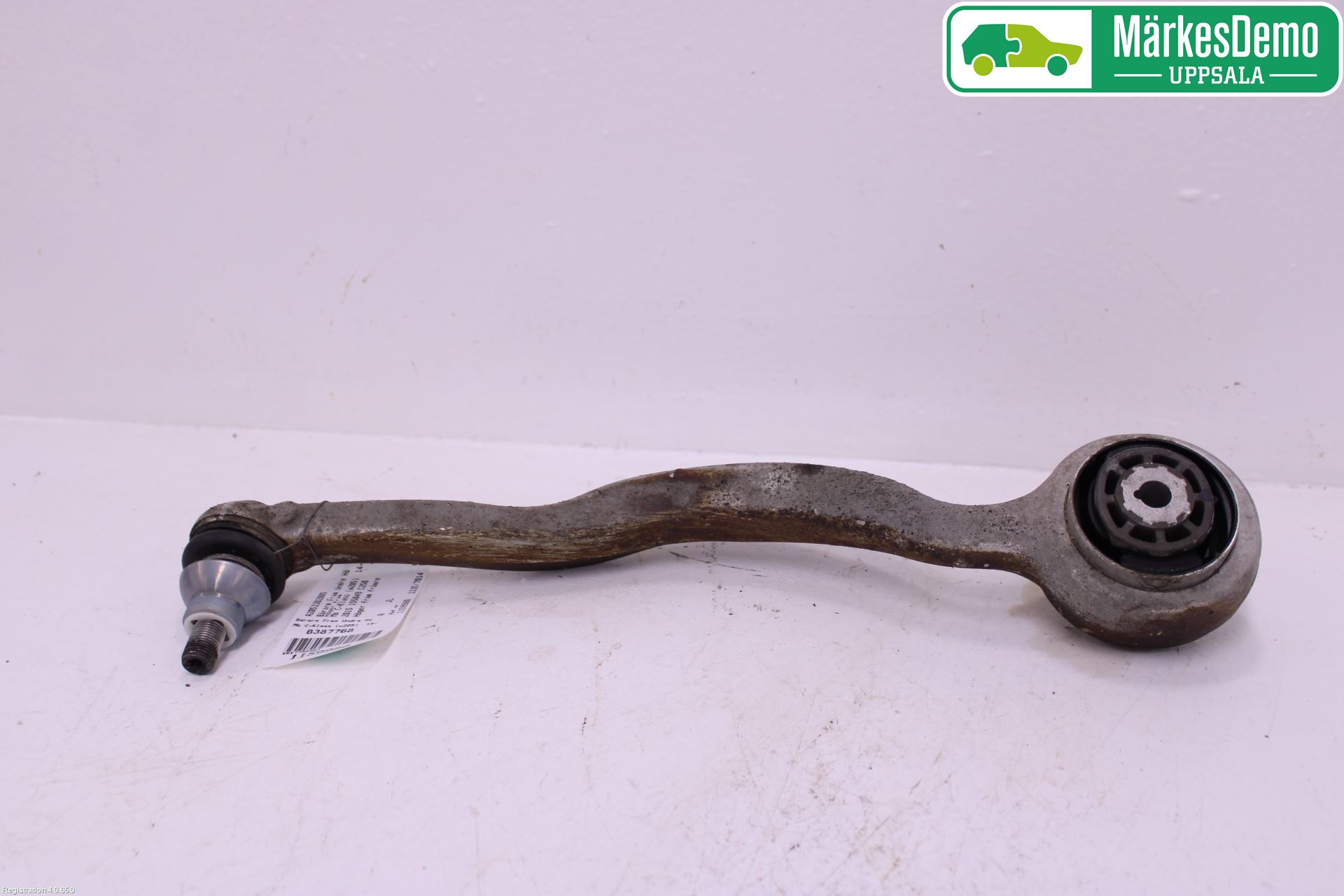 Mercedes-Benz MB C-KLASS (W205) 14-21 Bärarm Fram Undre Hö
