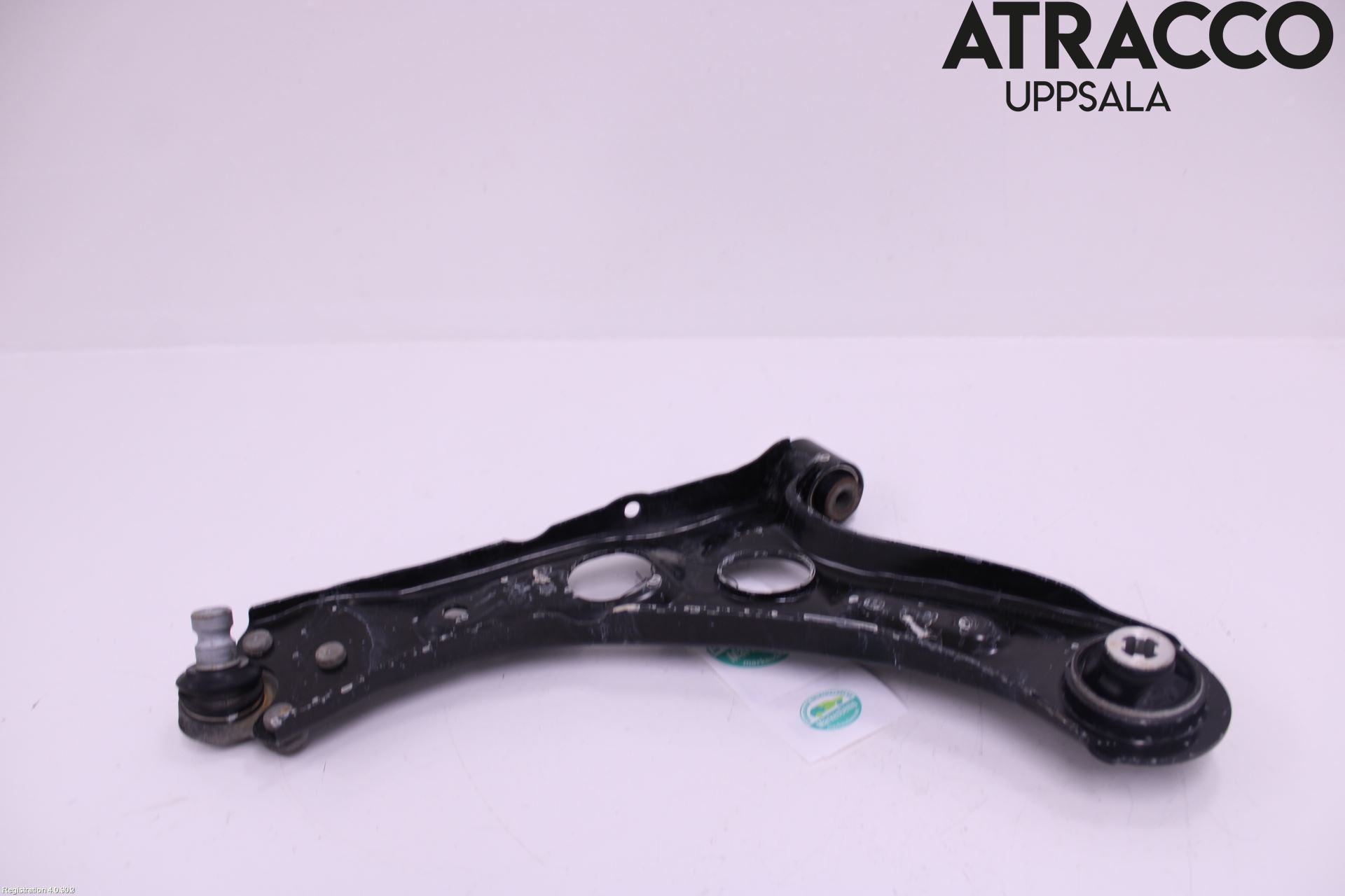 Opel CORSA F, CORSA-E 20- Bärarm Fram Undre Vä