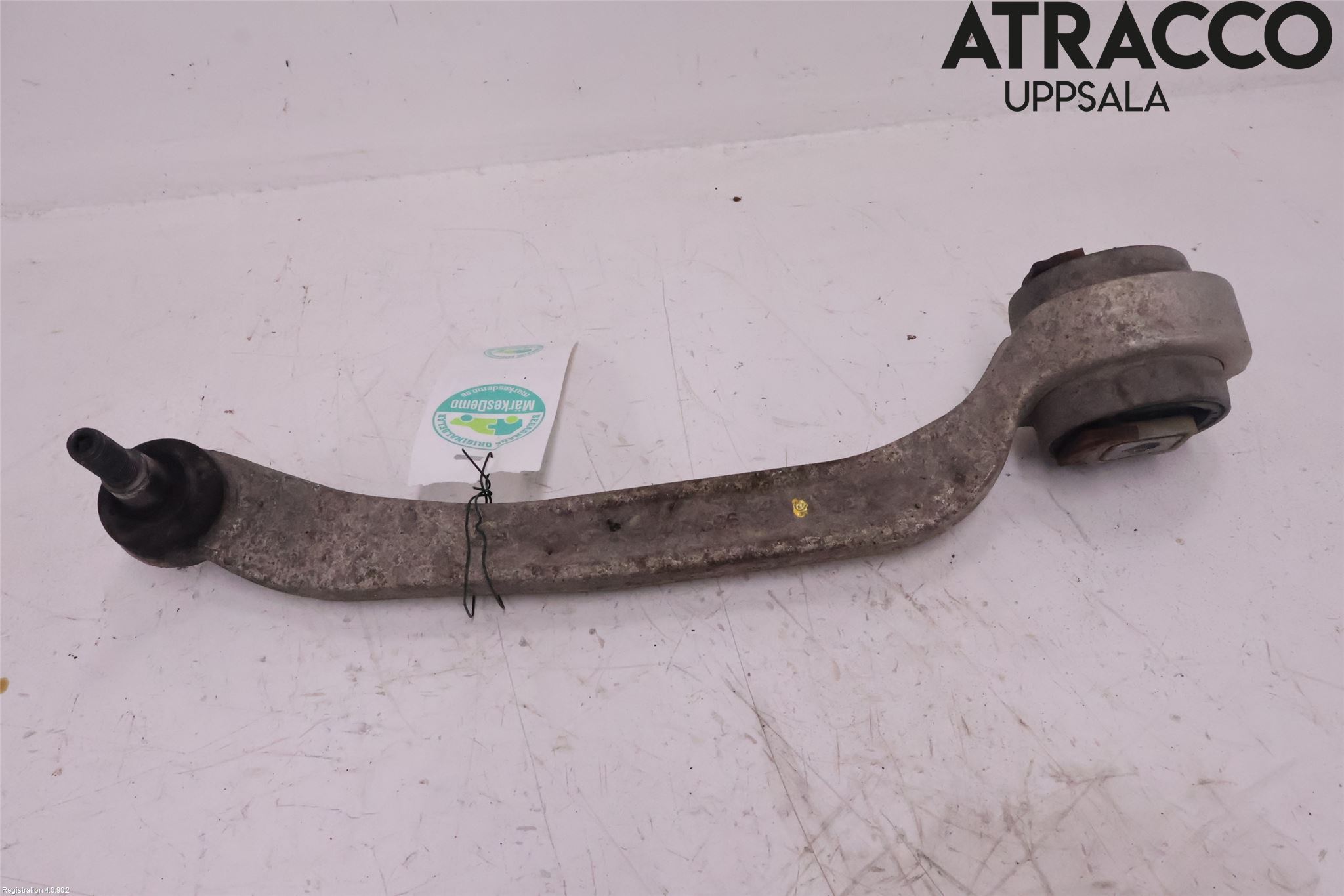 Audi A8/S8 4E  02-09 Bärarm Fram Undre Hö