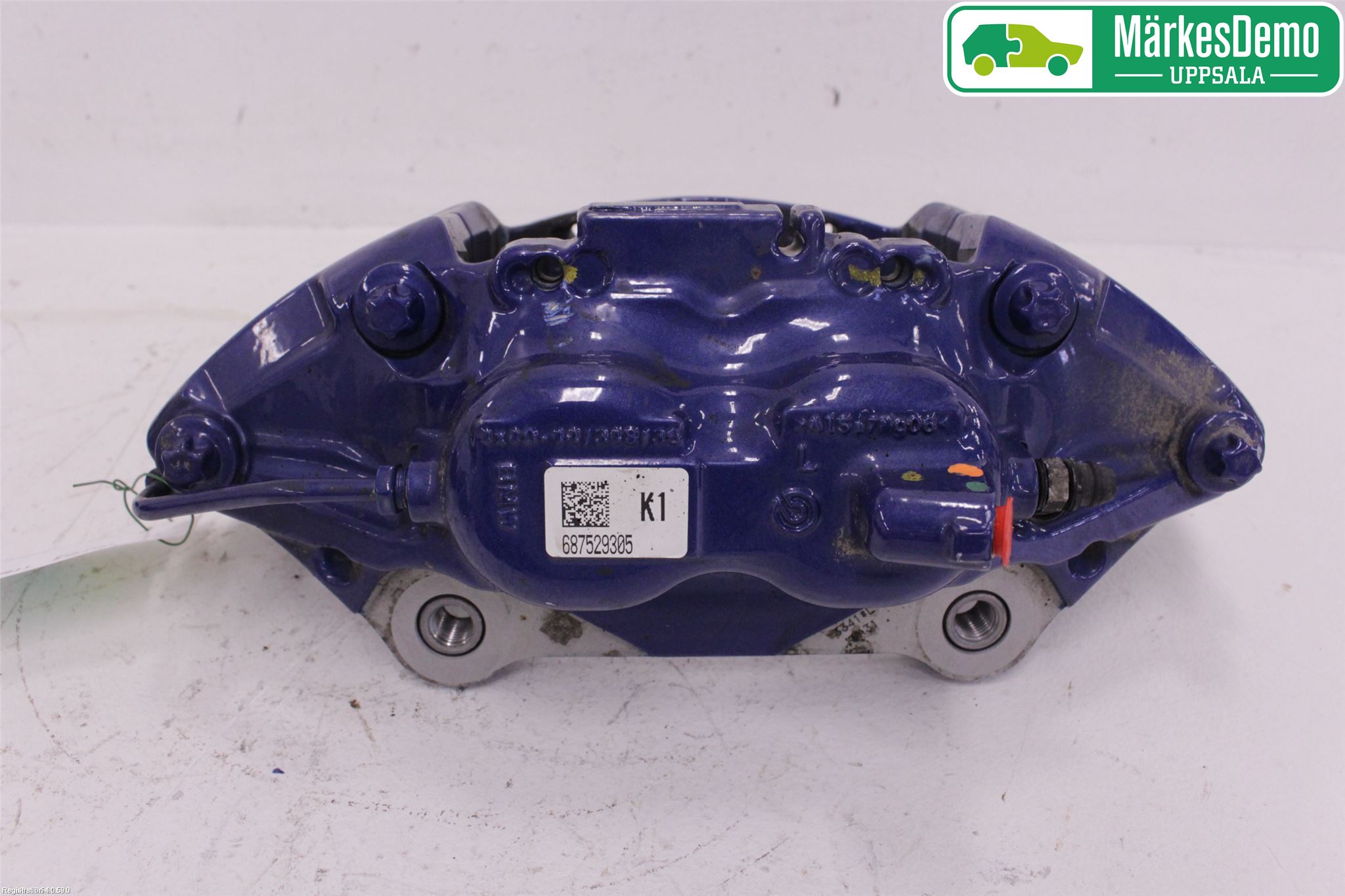 BMW 5 G30/G31/F90 17-23 Bromsok Fram Vänster