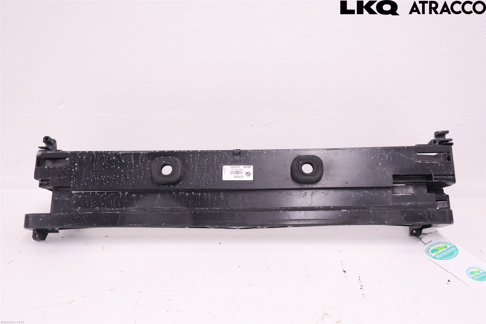 BMW 5 F10/F11/F18 09-17 Kylarfäste-Ram-Balk