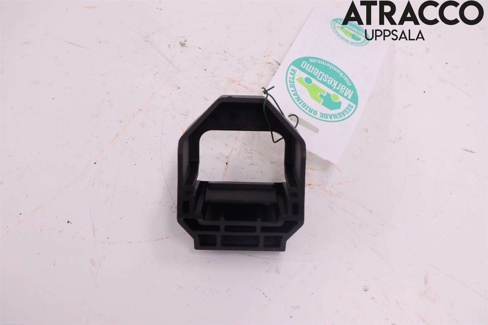 BMW 3 E90/91 SED/TOU 05-12 Kylarfäste-Ram-Balk