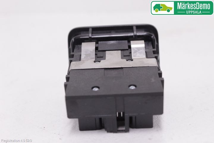 Mercedes-Benz MB A-KLASS (W176) 13-18 Strömställare Parkeringsbroms