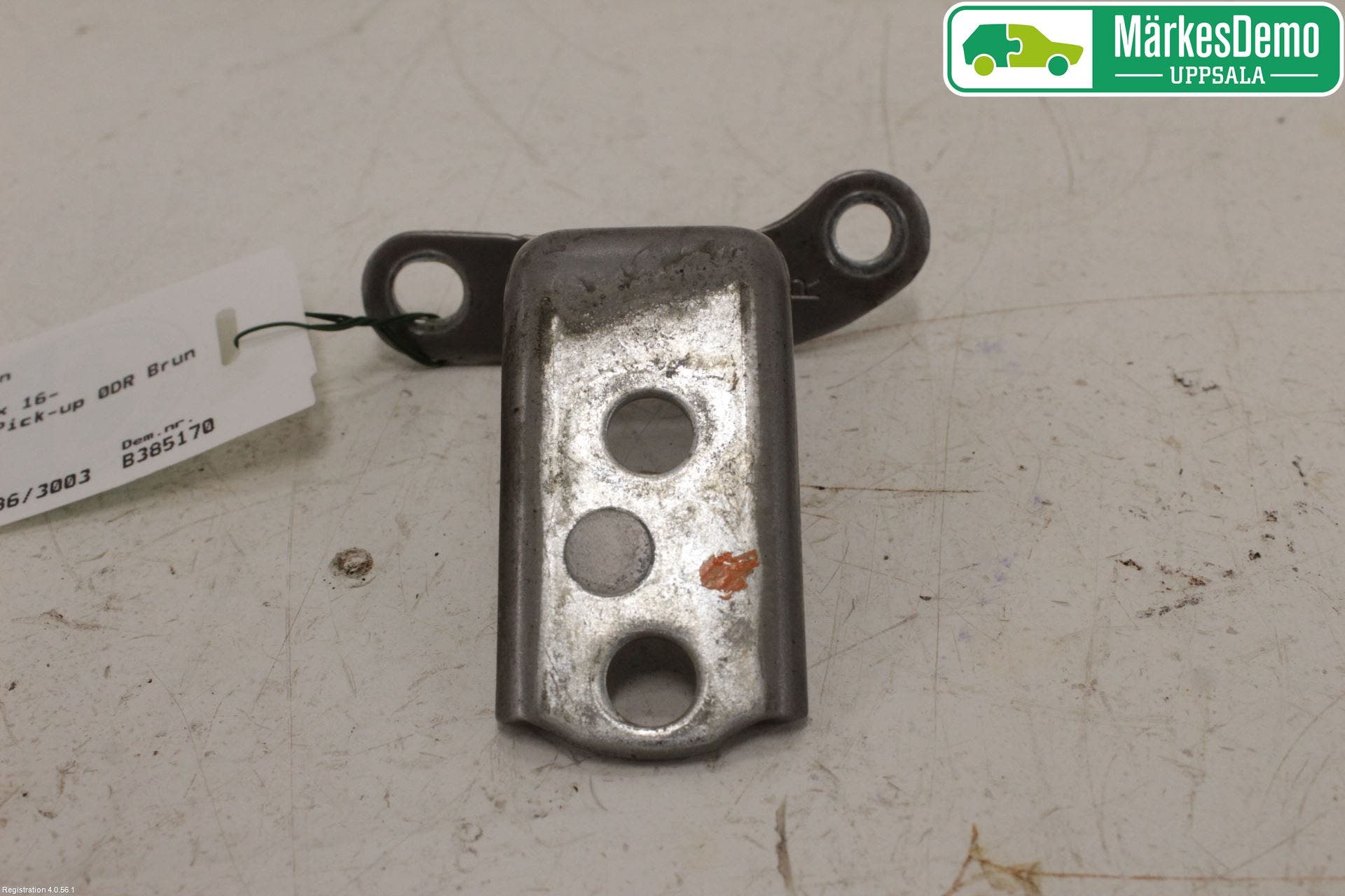 Toyota HILUX 16- Dörrgångjärn