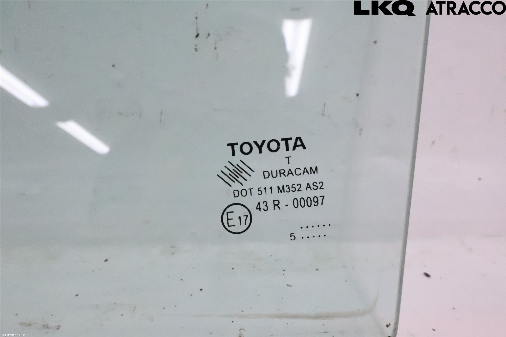 Toyota YARIS XP130 15-20 Dörruta Fram Lilla Vä