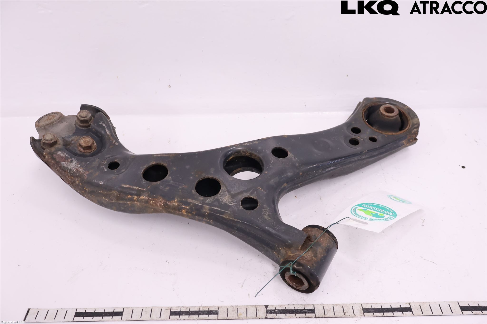 Toyota COROLLA 19- Bärarm Fram Undre Vä