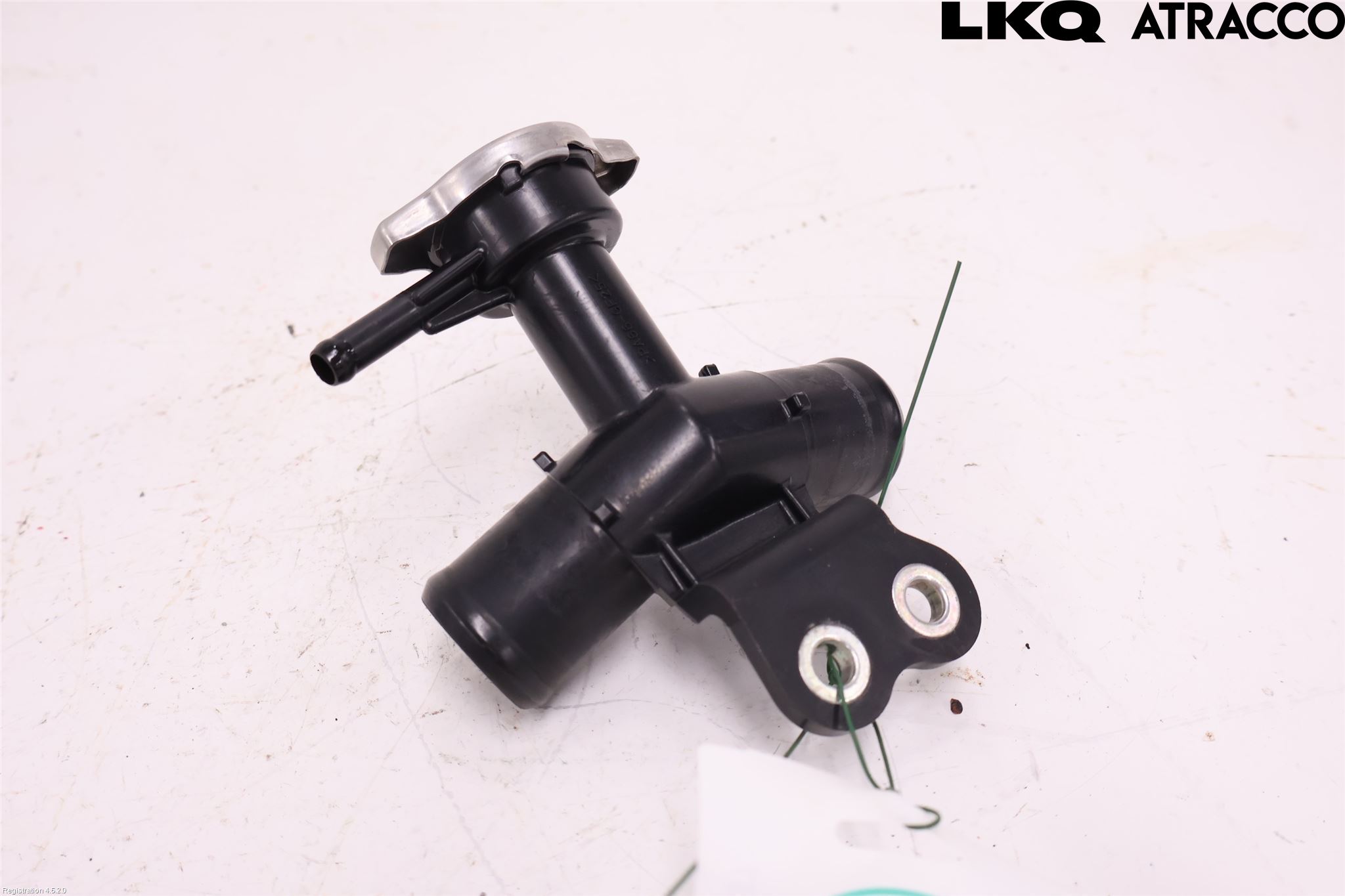 Toyota YARIS XP130 15-20 Kylarslang Fördelningsrör