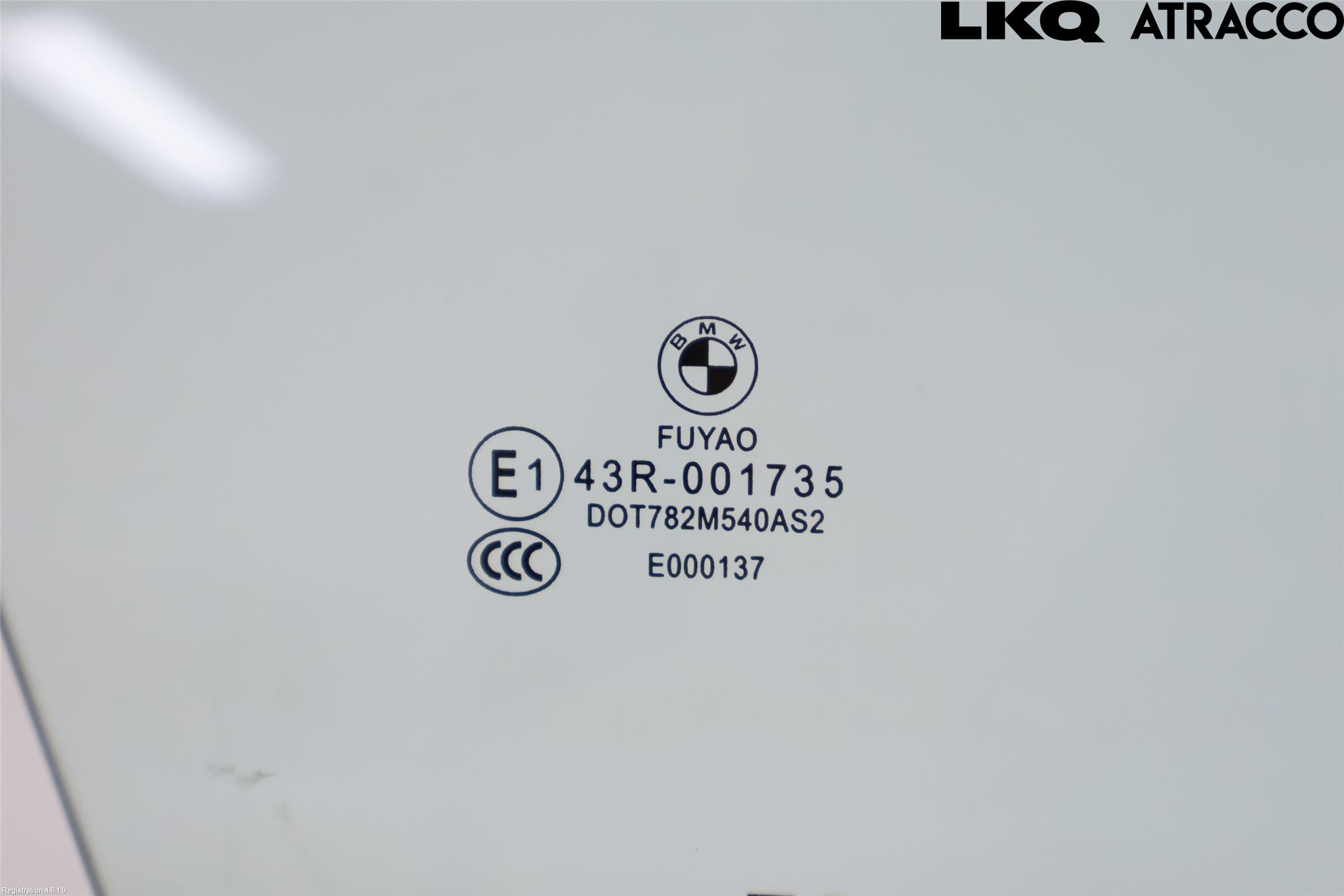 BMW 3 F30/F31/F80 12-19 Dörruta Fram Höger