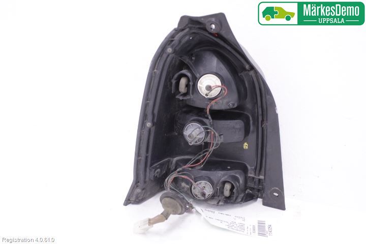 Suzuki ALTO 79-14 Bakljus Höger