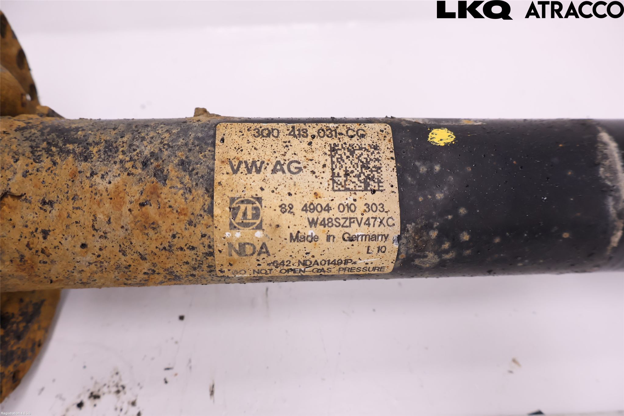 Volkswagen VW PASSAT 15-19 Fjäderben Fram Höger