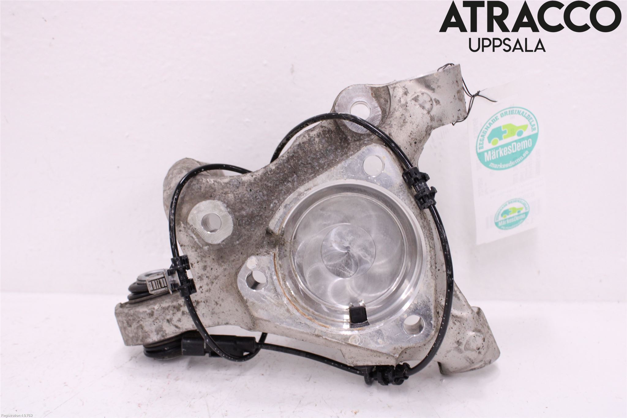 Opel INSIGNIA 17- Hjullagerhus-Spindel Vä B