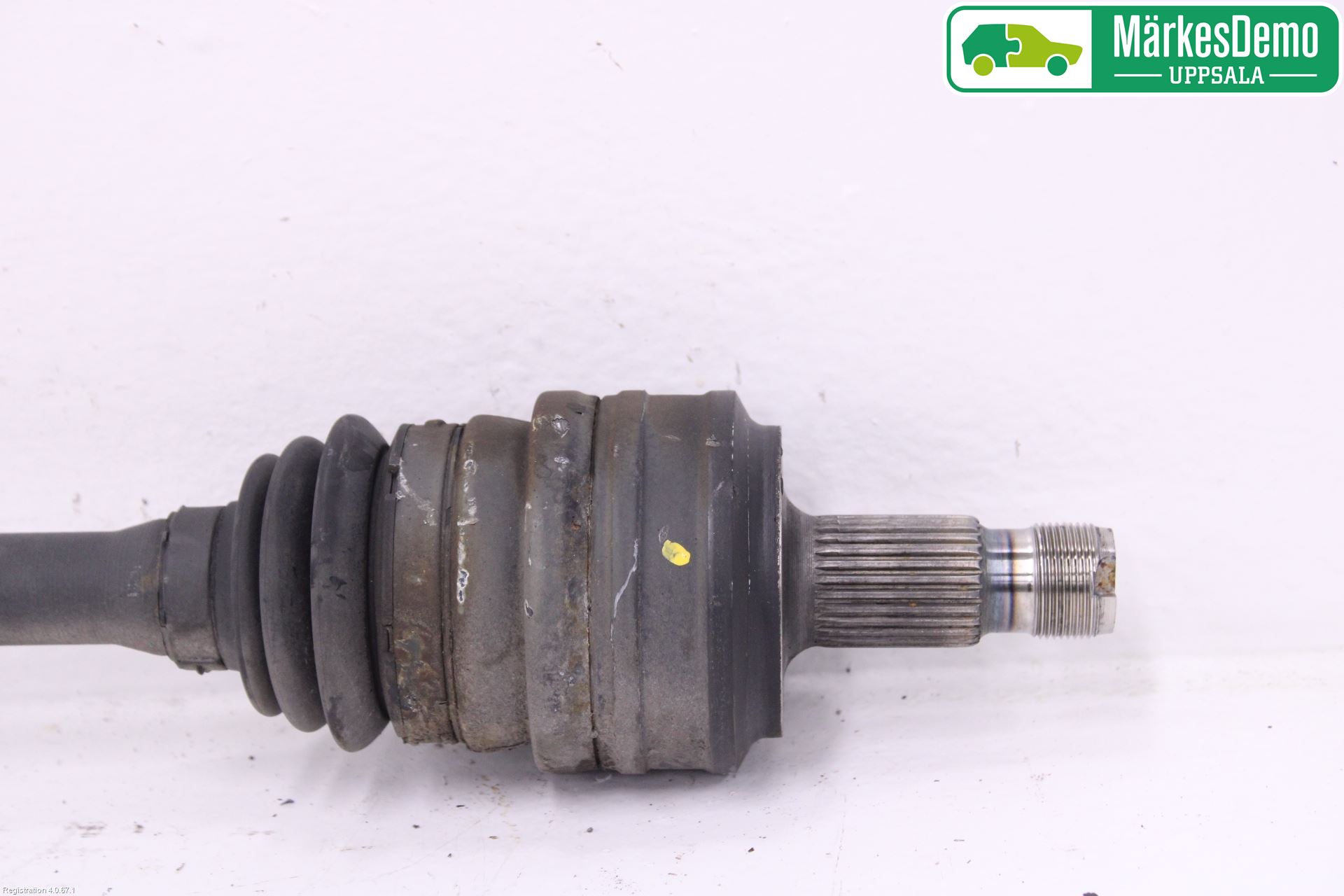 Mercedes-Benz MB C-KLASS (W205) 14-21 Drivaxel Bak Vänster