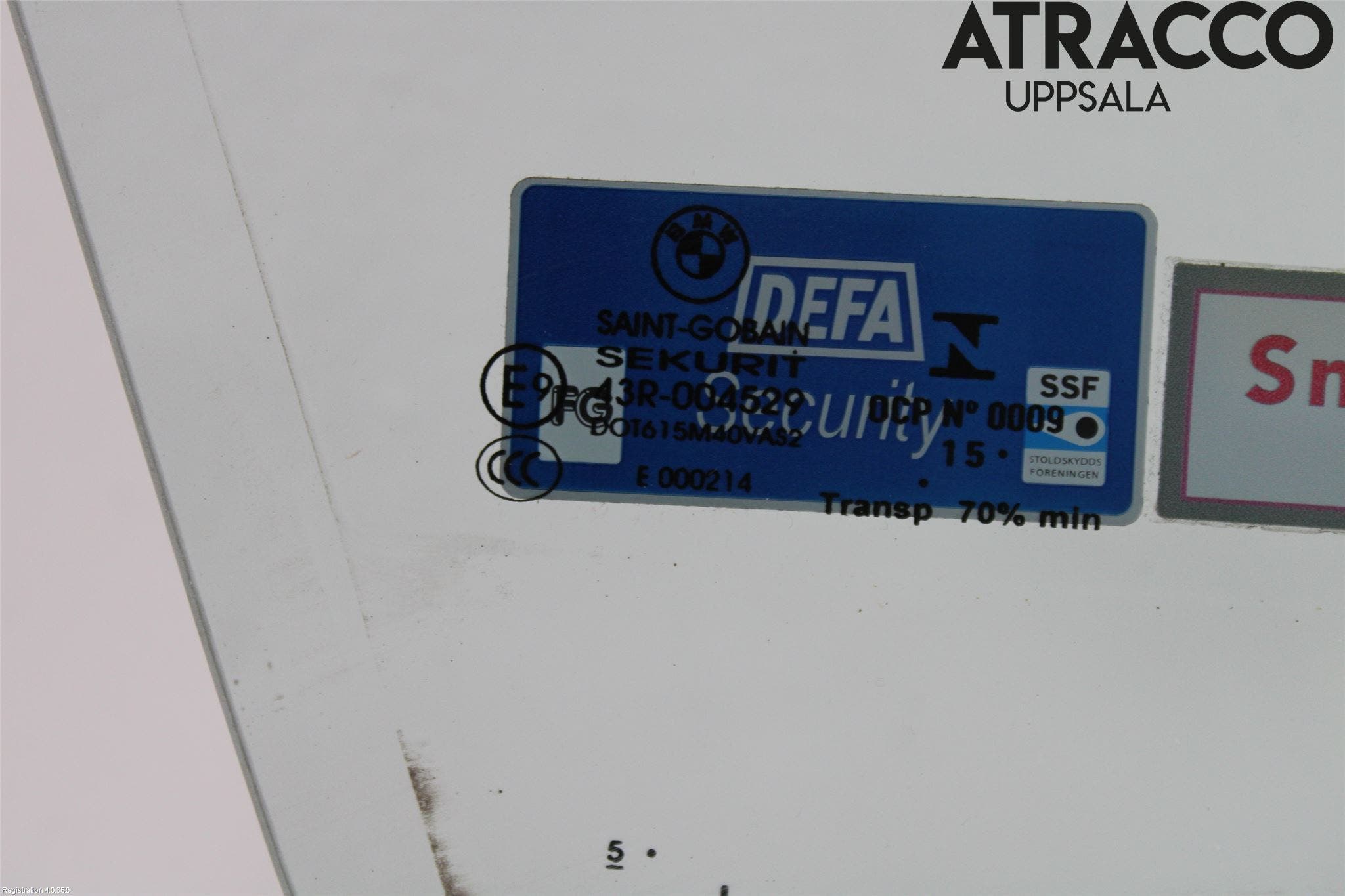 BMW X4 F26 14-18 Dörruta Fram Höger