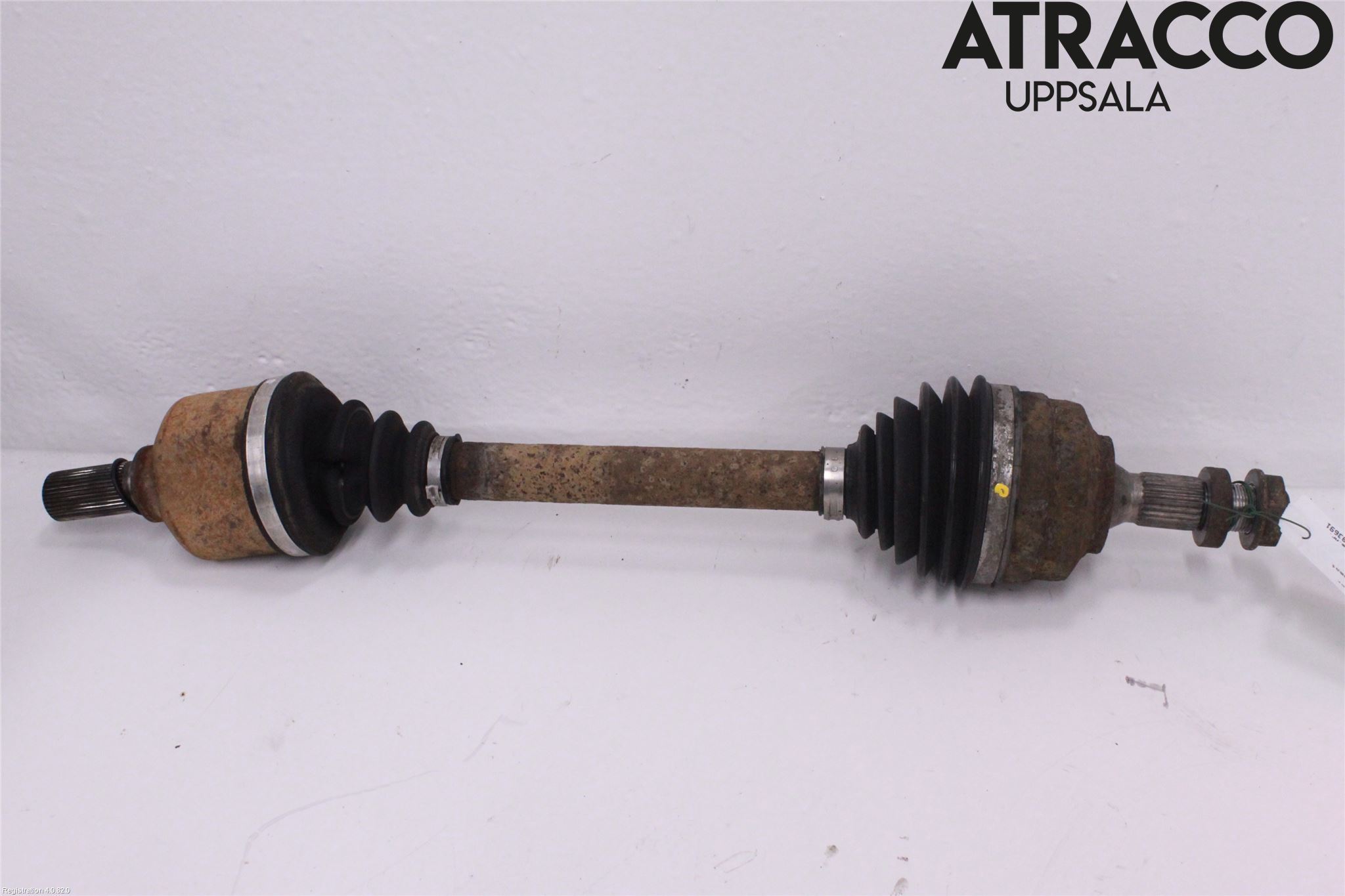 Peugeot 308 08-13 Drivaxel Fram Vänster