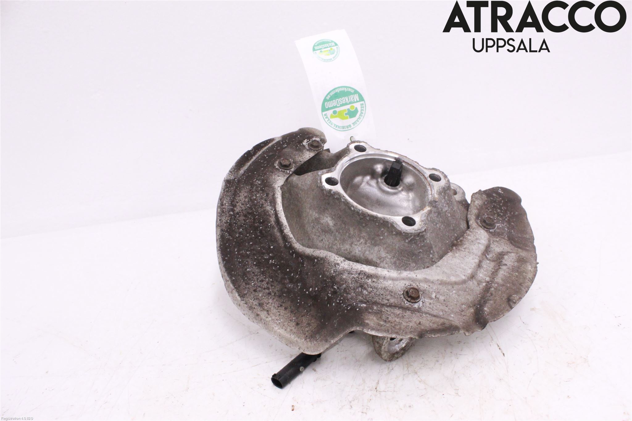 BMW 1 F20/F21 11-19 Styrspindel Lagerhus Vä