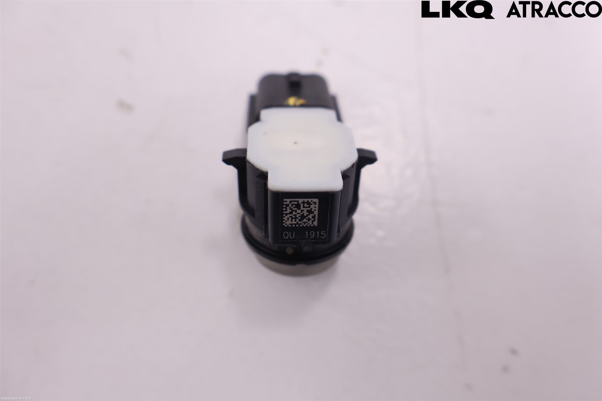 Renault MEGANE IV 16-23 Parkeringshjälp Frontsensor