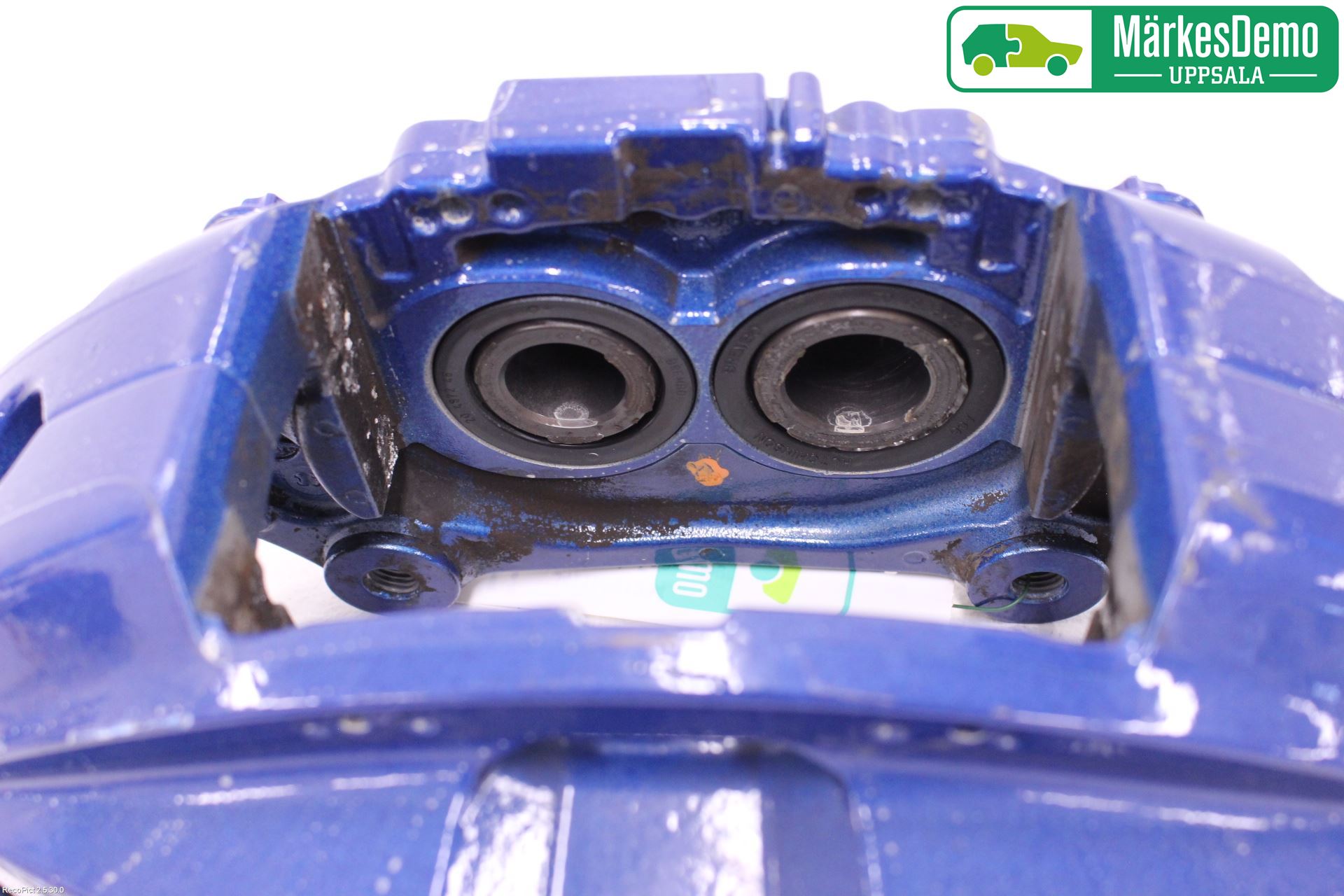 BMW 5 G30/G31/F90 17-23 Bromsok Fram Höger