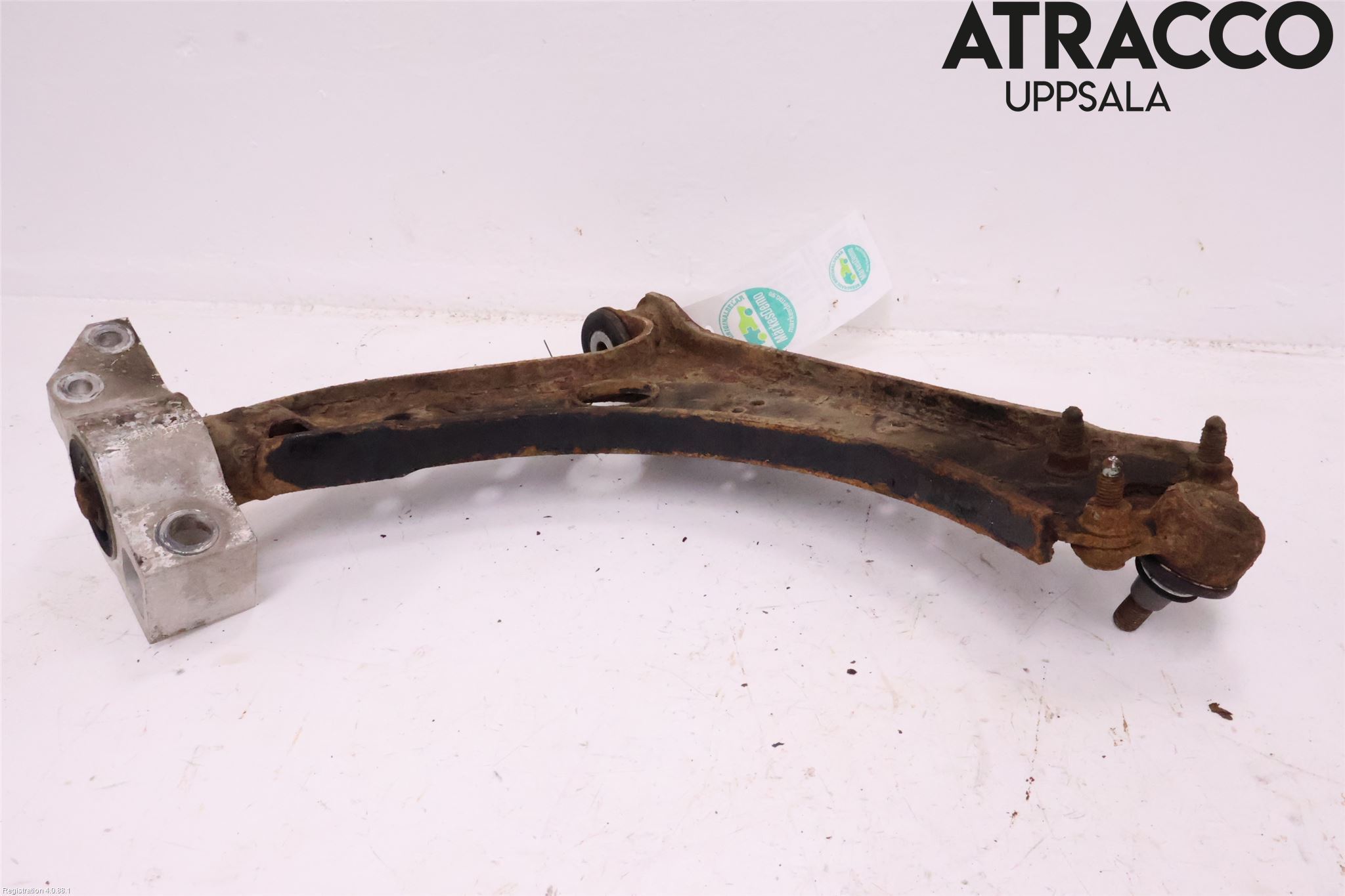 Audi A3/S3 05-13 Bärarm Fram Undre Vä