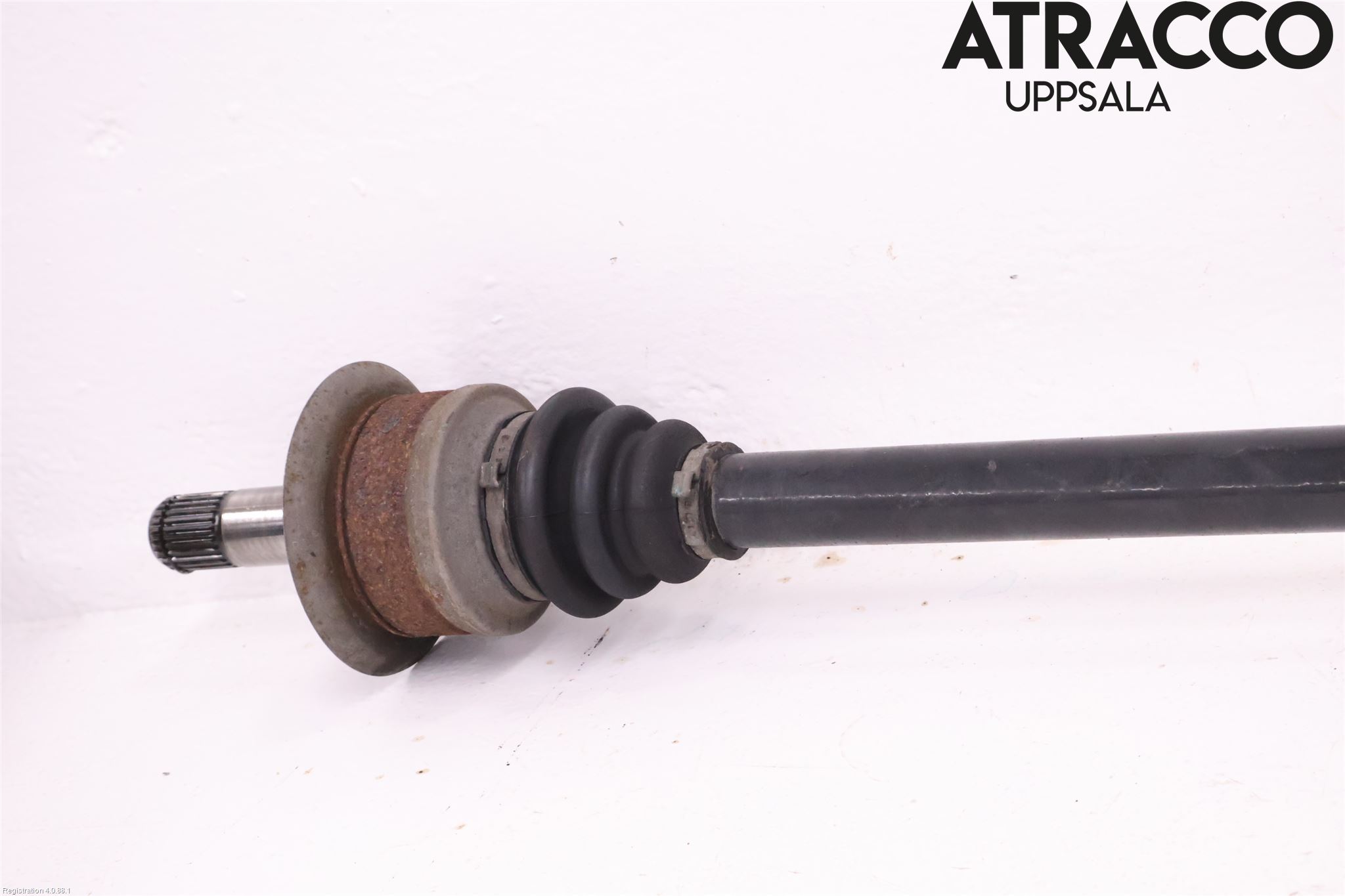 BMW 5 F10/F11/F18 09-17 Drivaxel Bak Höger