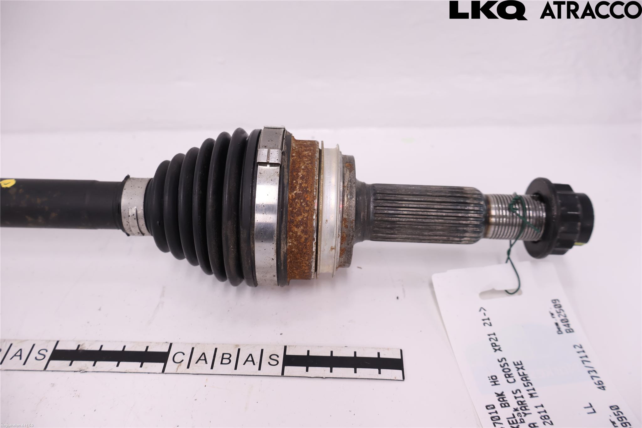 Toyota YARIS CROSS XP21 21- Drivaxel Bak Höger