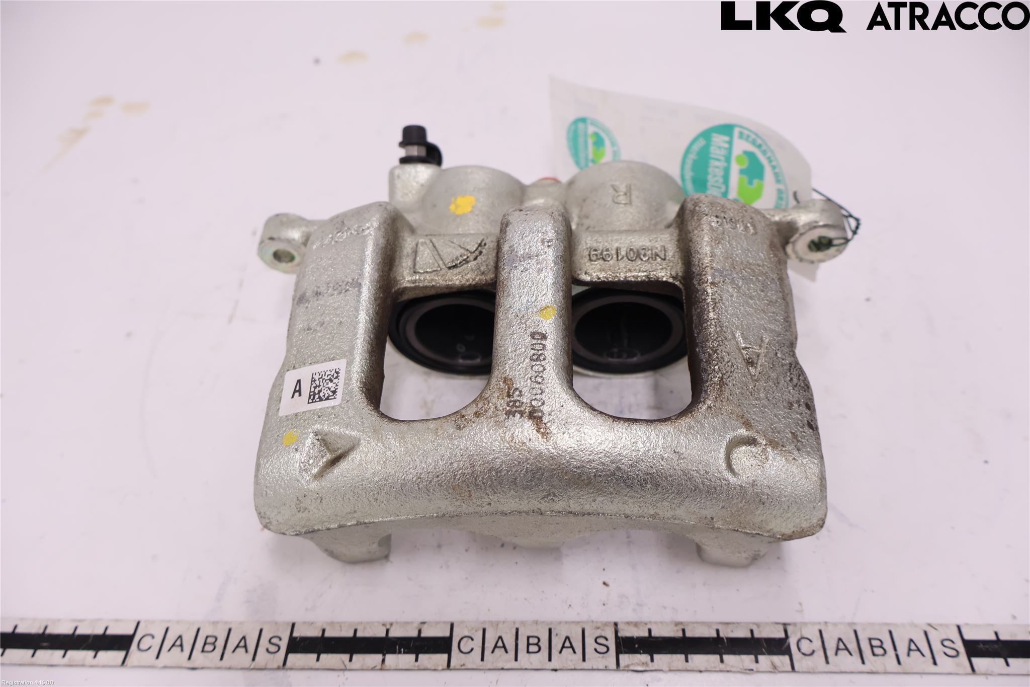 Toyota C-HR 24- Bromsok Fram Höger