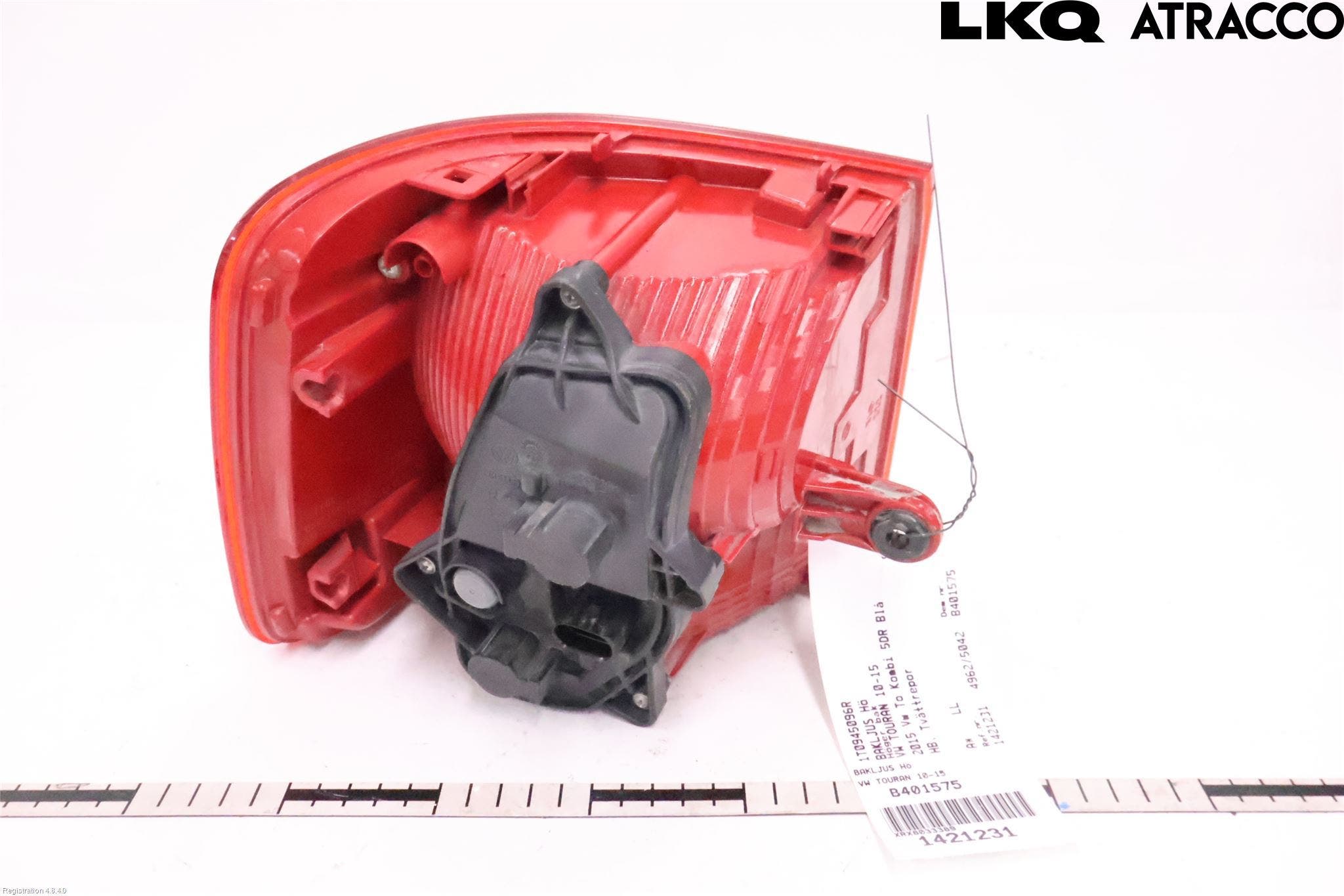 Volkswagen VW TOURAN 10-15 Bakljus Höger