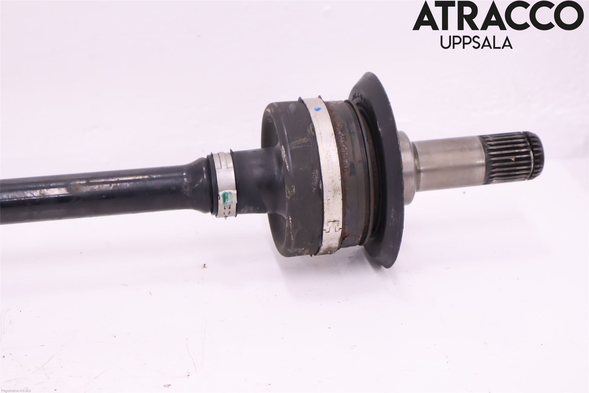 BMW 5 G30/G31/F90 17-23 Drivaxel Bak Höger