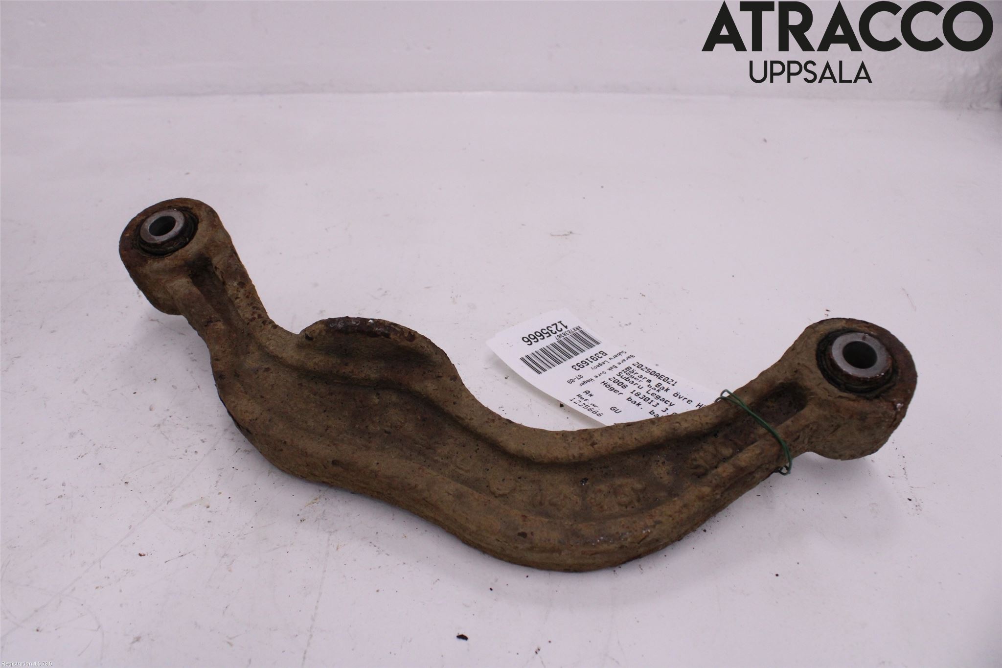 Subaru LEGACY    07-09 Bärarm Bak Övre Höger