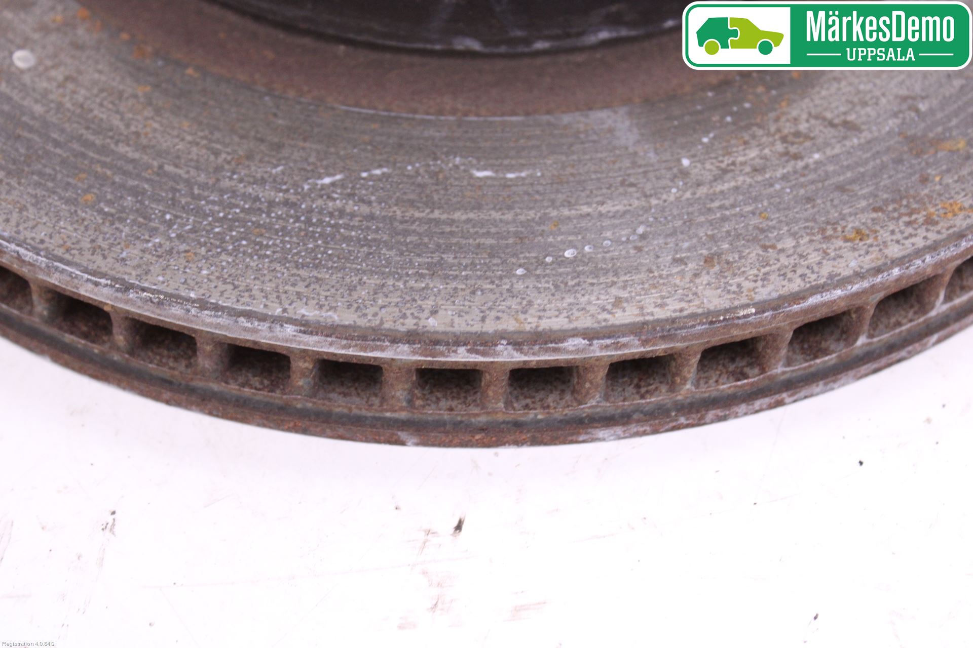 Toyota HILUX 16- Bromsskiva Fram